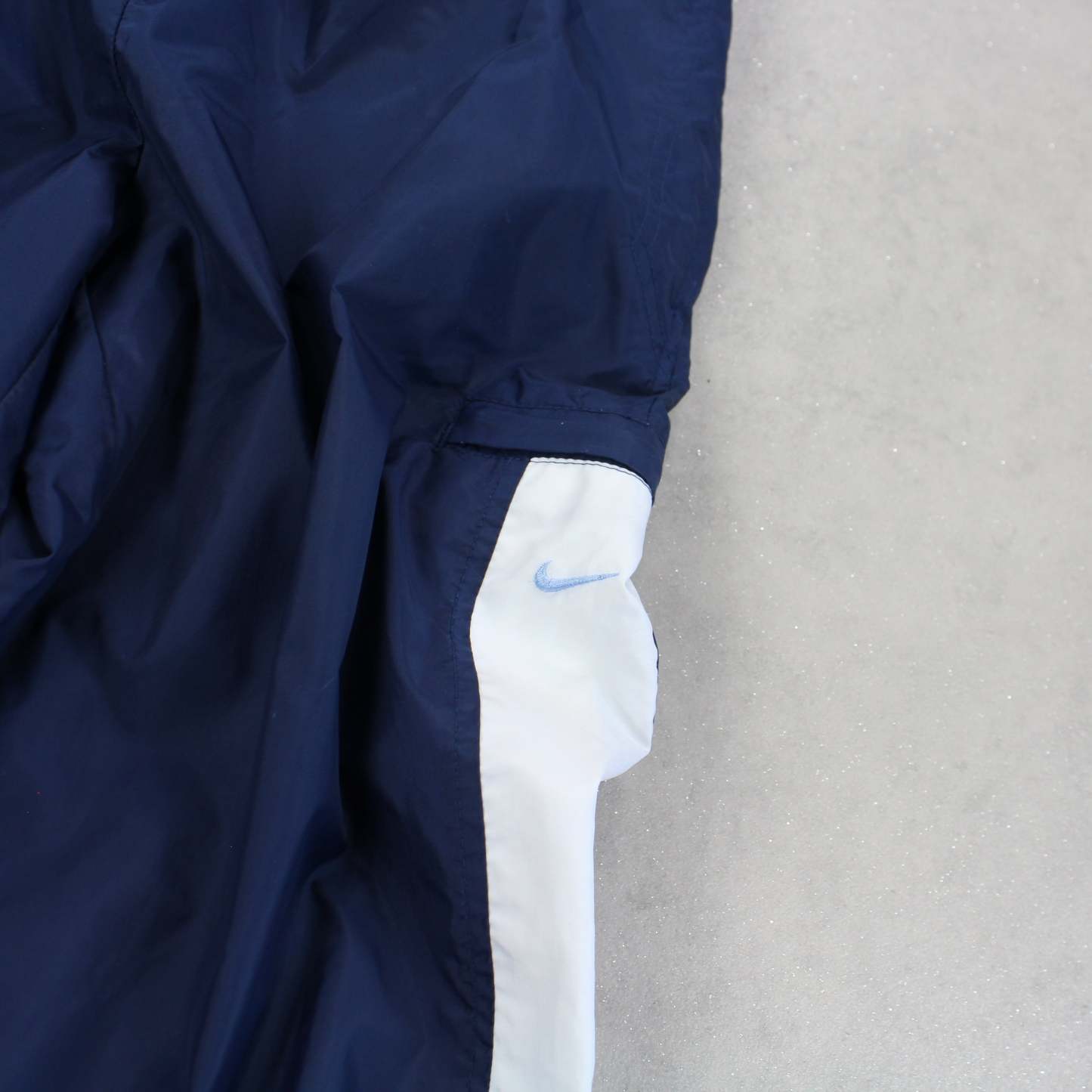 RARE 00s Trackpants Navy-Kikonat