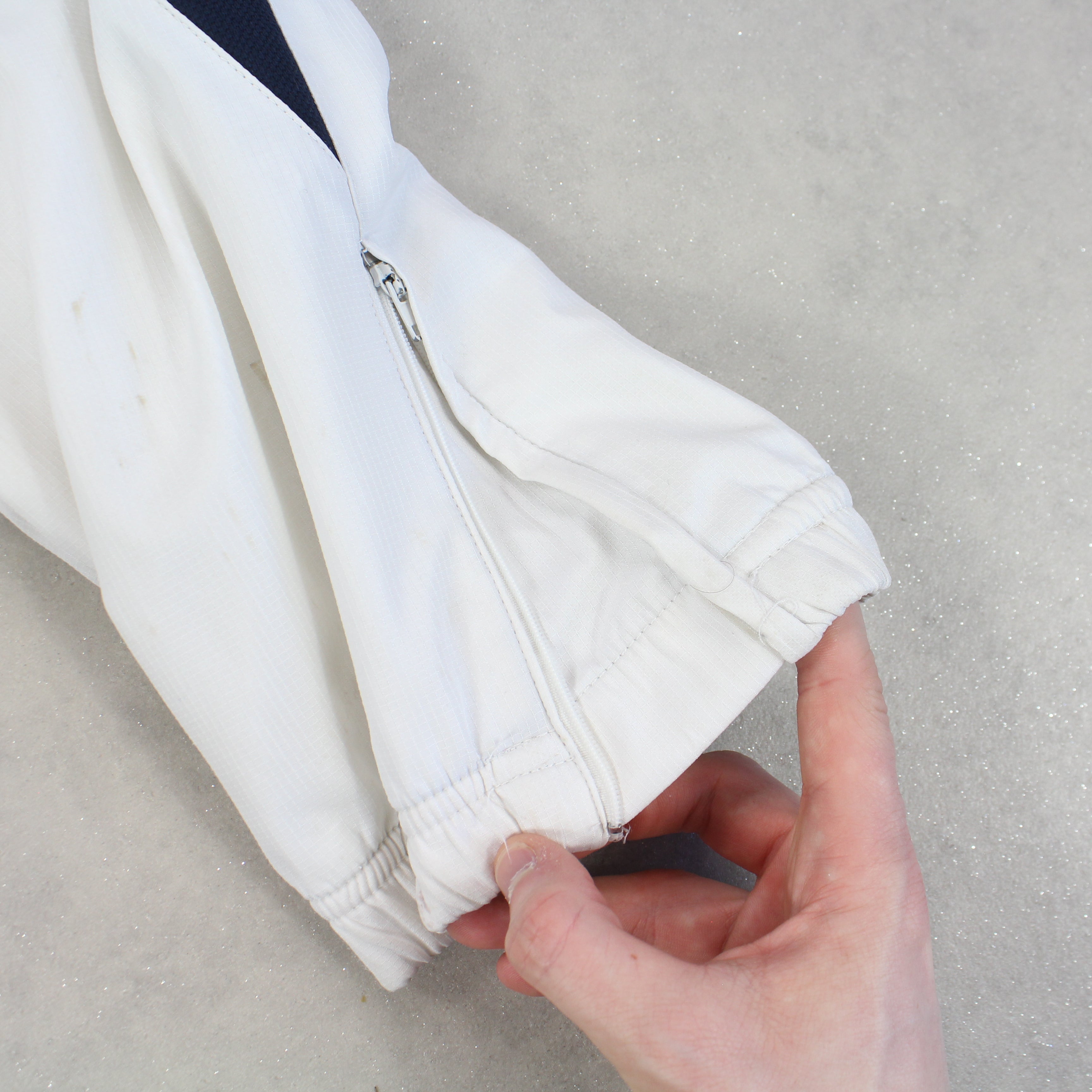 SUPER RARE 00s TN Trackpants White-Kikonat