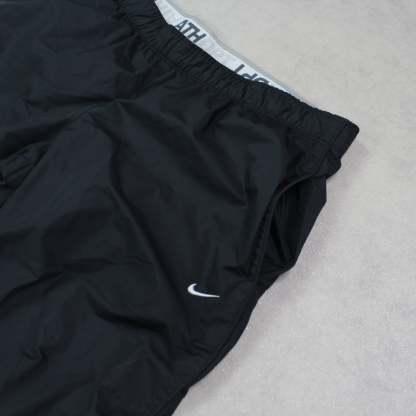 RARE 00s Trackpants Black-Kikonat