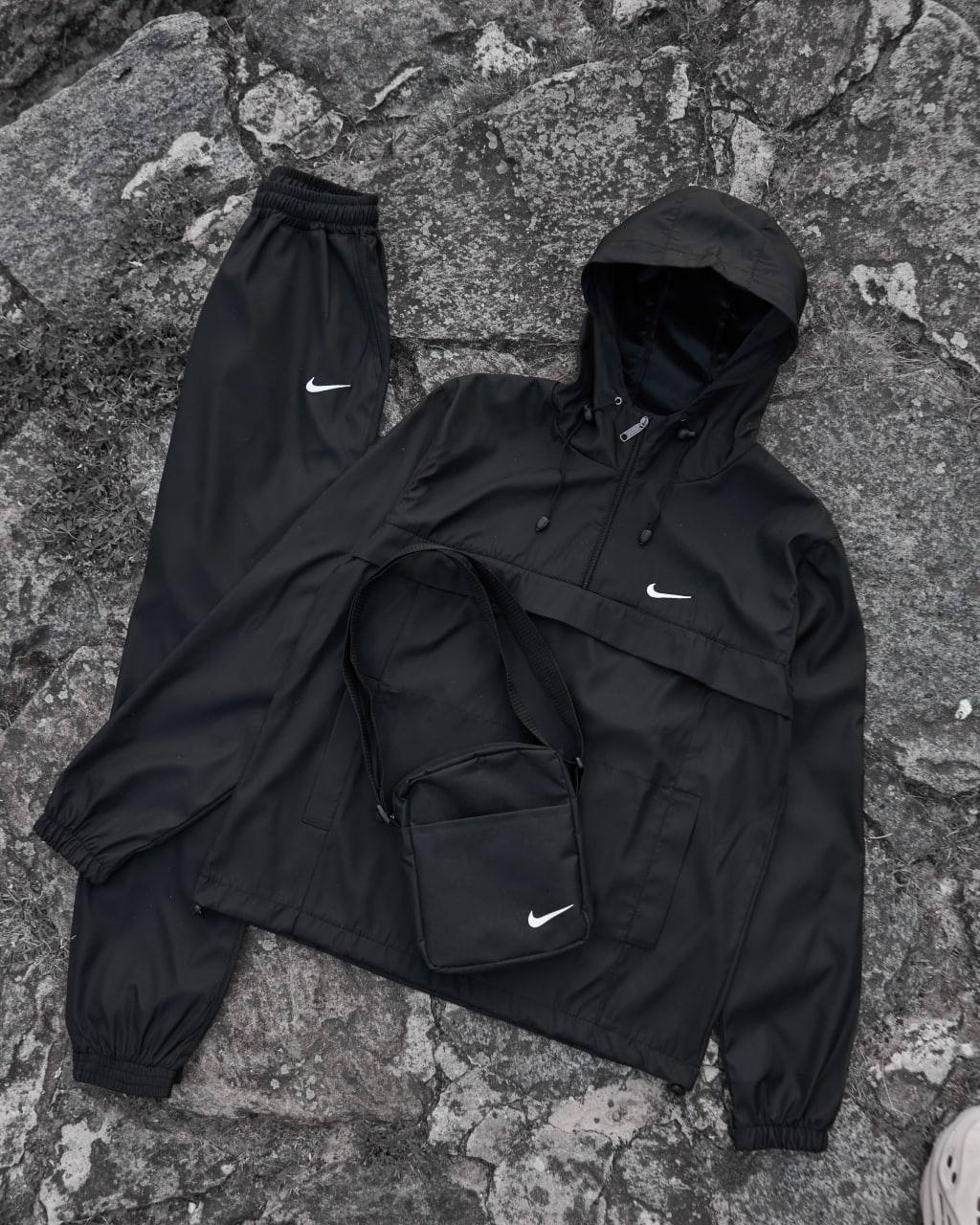 Men’s Windbreaker Tracksuit With Crossbody Bag