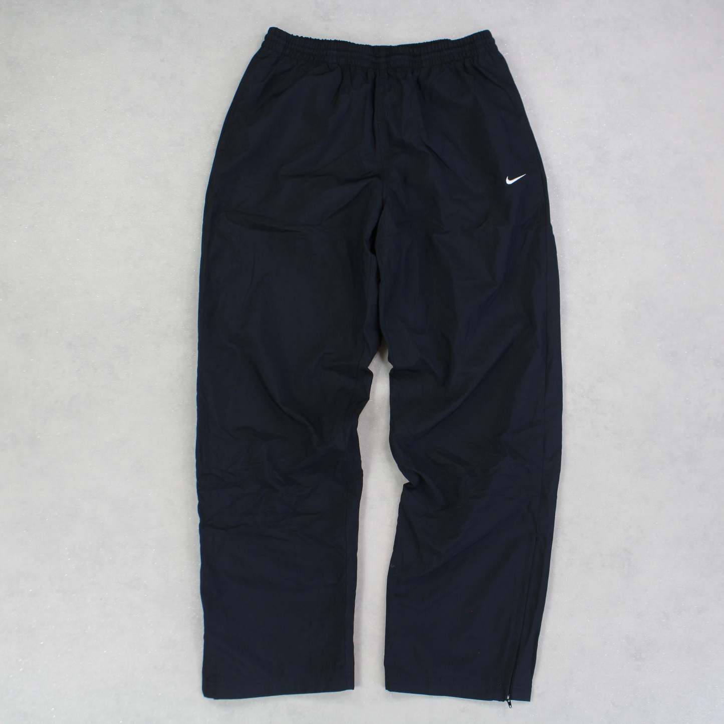 RARE 2000s Trackpants Black-Kikonat