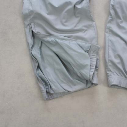 RARE 2000s Trackpants Grey-Kikonat