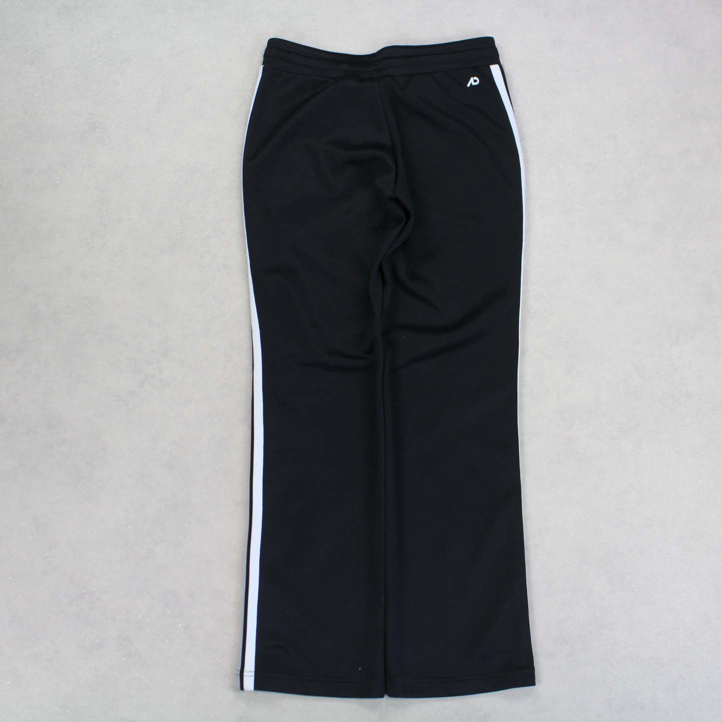 RARE 00s Trackpants Black-Kikonat