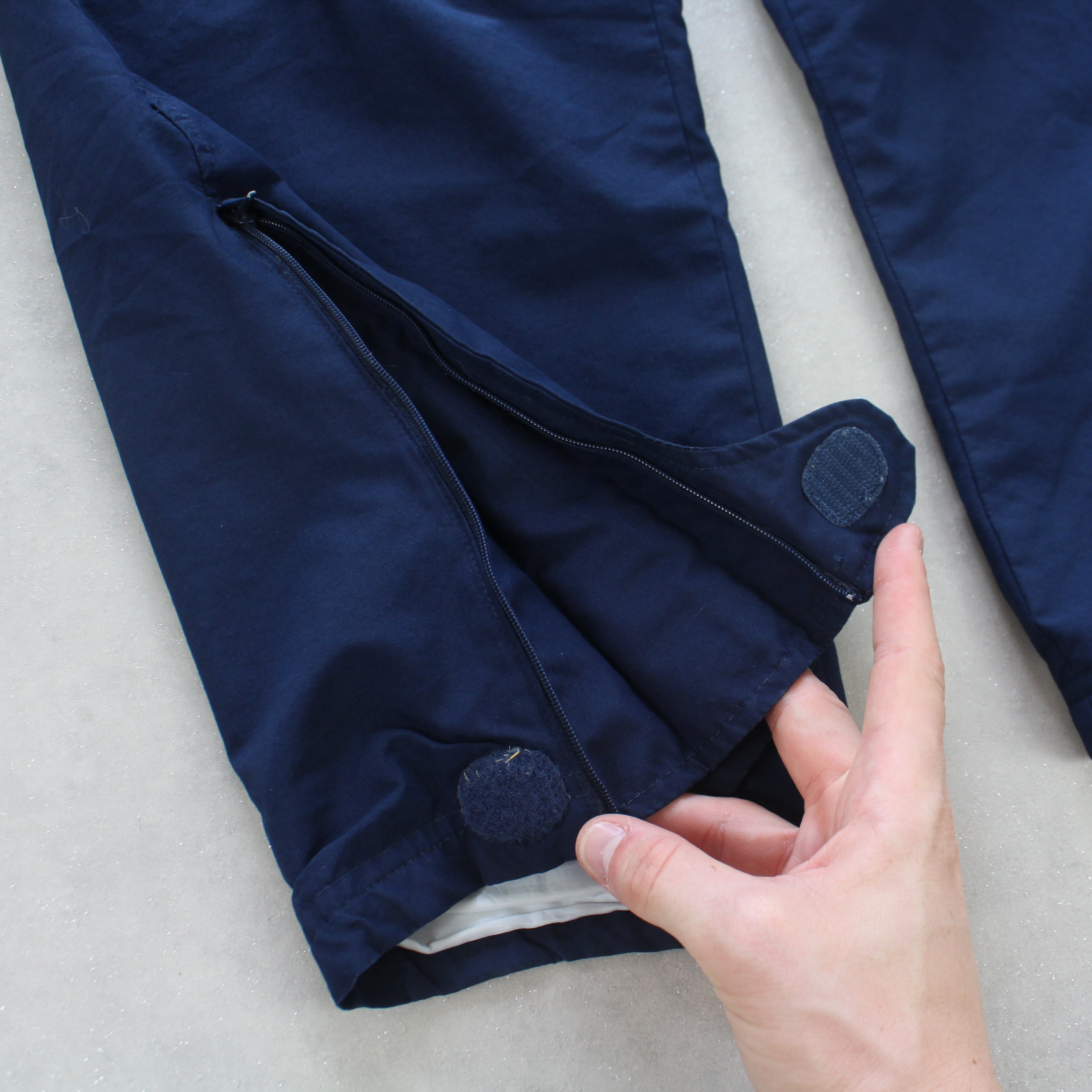RARE 2000s Trackpants Navy-Kikonat