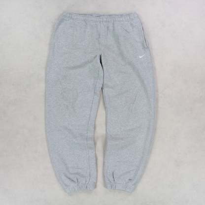 RARE 2000s Joggers Grey-Kikonat