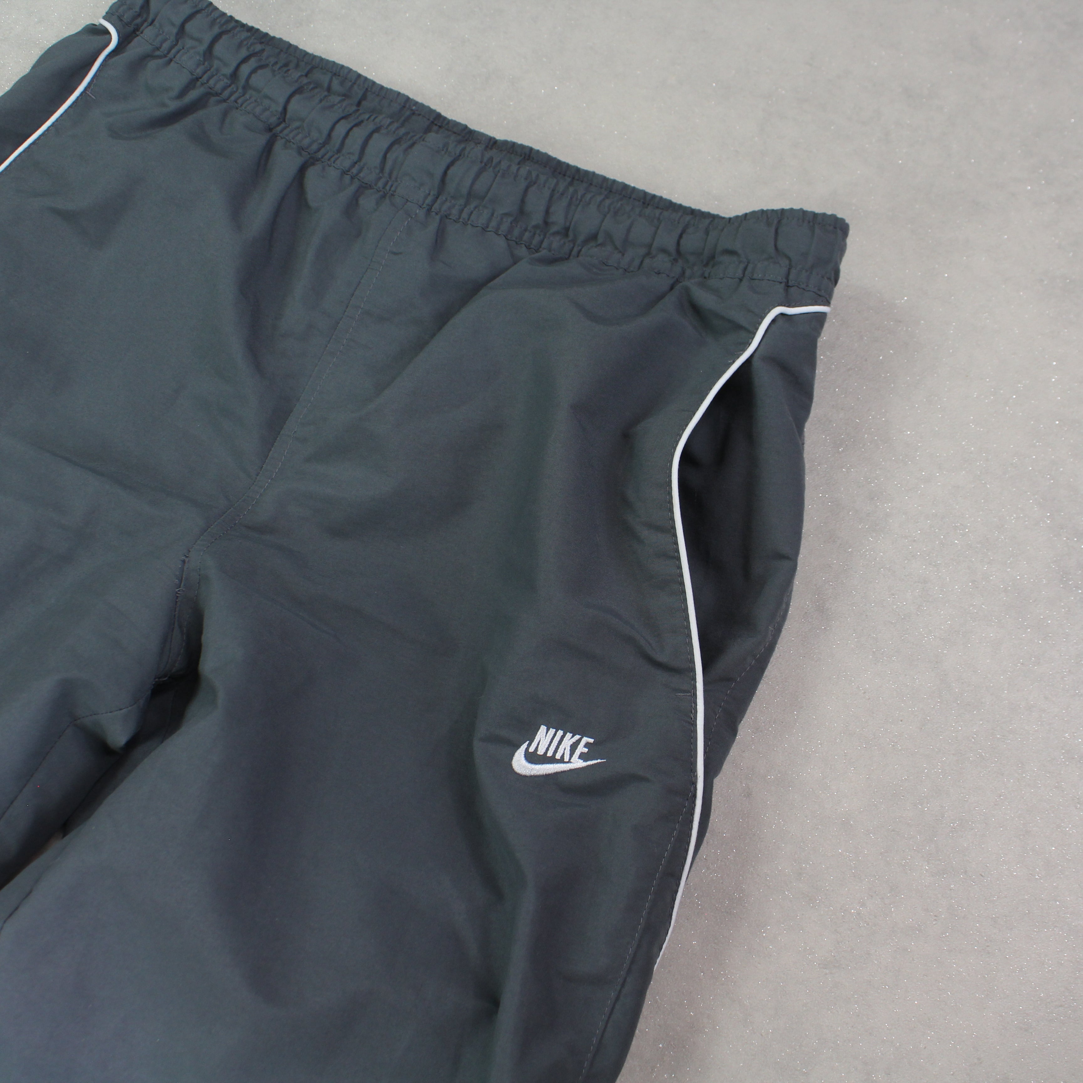 SUPER RARE 00s Trackpants Grey-Kikonat