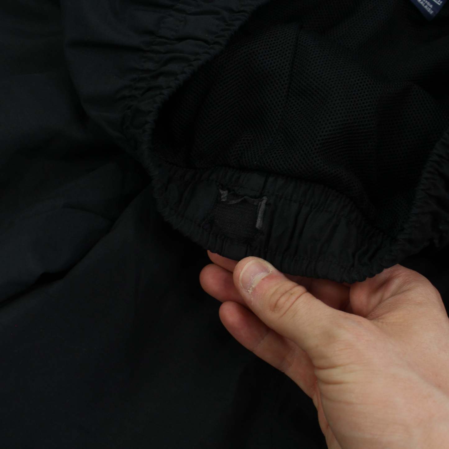 RARE 2000s Trackpants Black-Kikonat