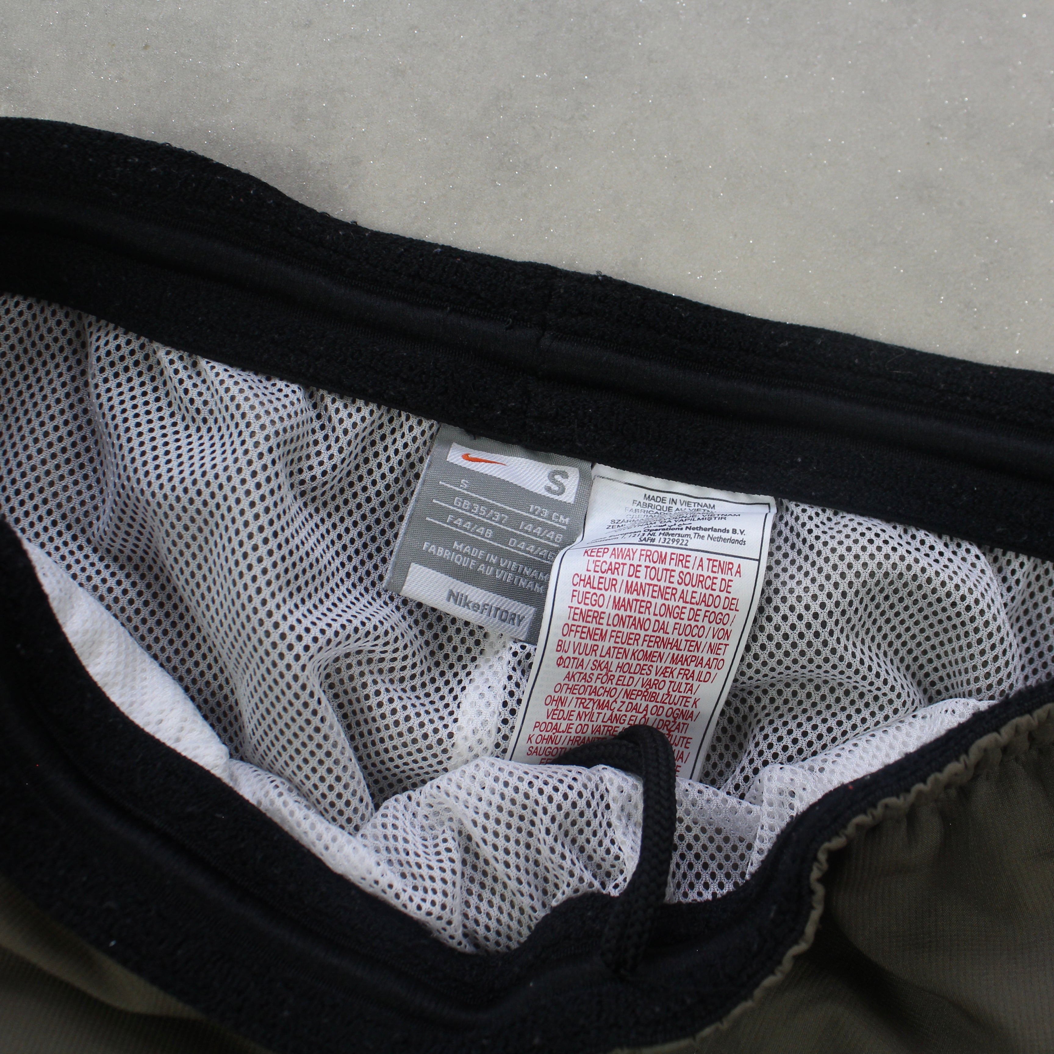 RARE 2000s Baggy Trackpants Light Brown-Kikonat