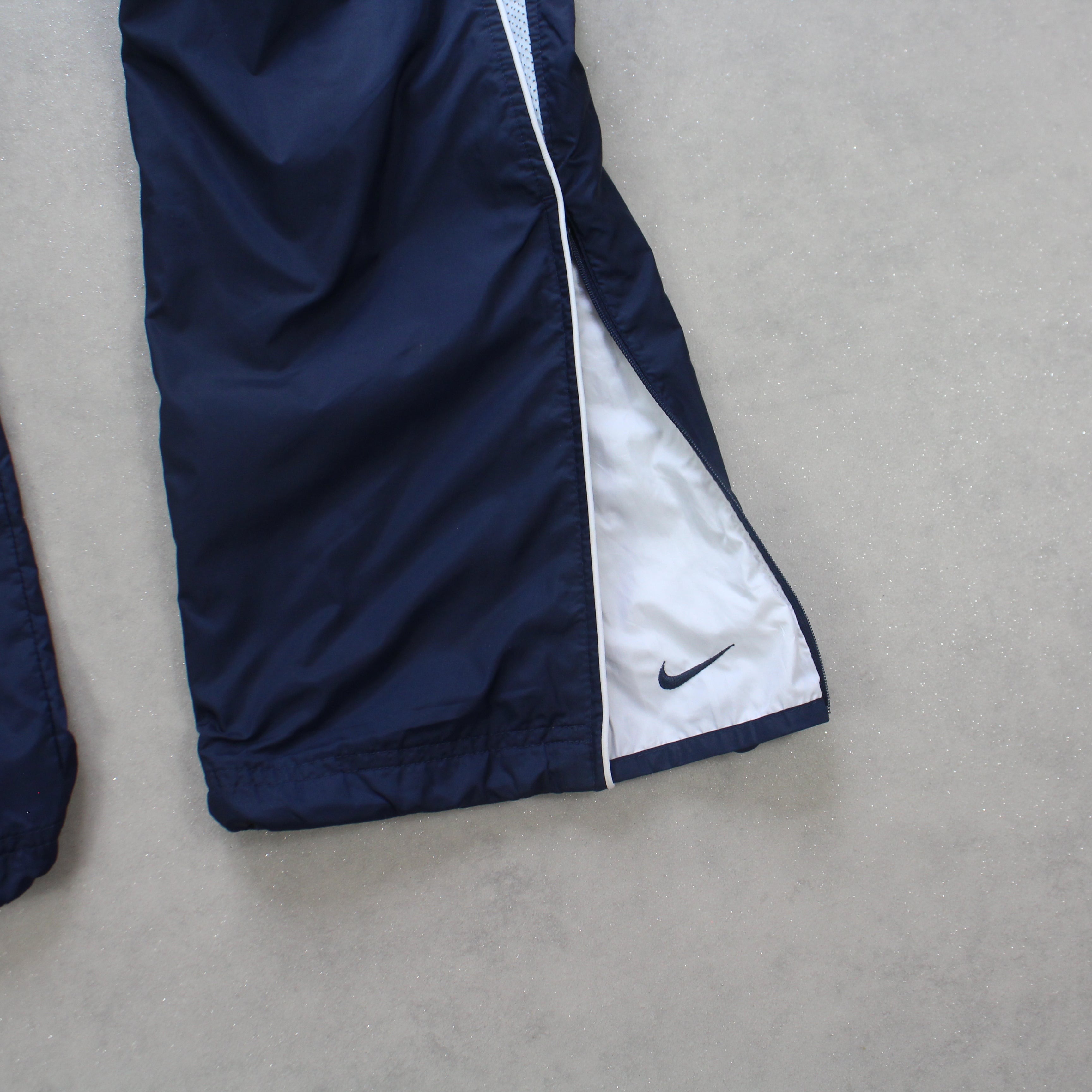 SUPER RARE 2000s Trackpants Navy-Kikonat