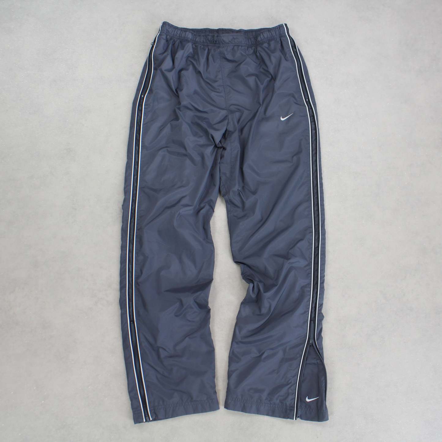 SUPER RARE 00s Trackpants Grey-Kikonat