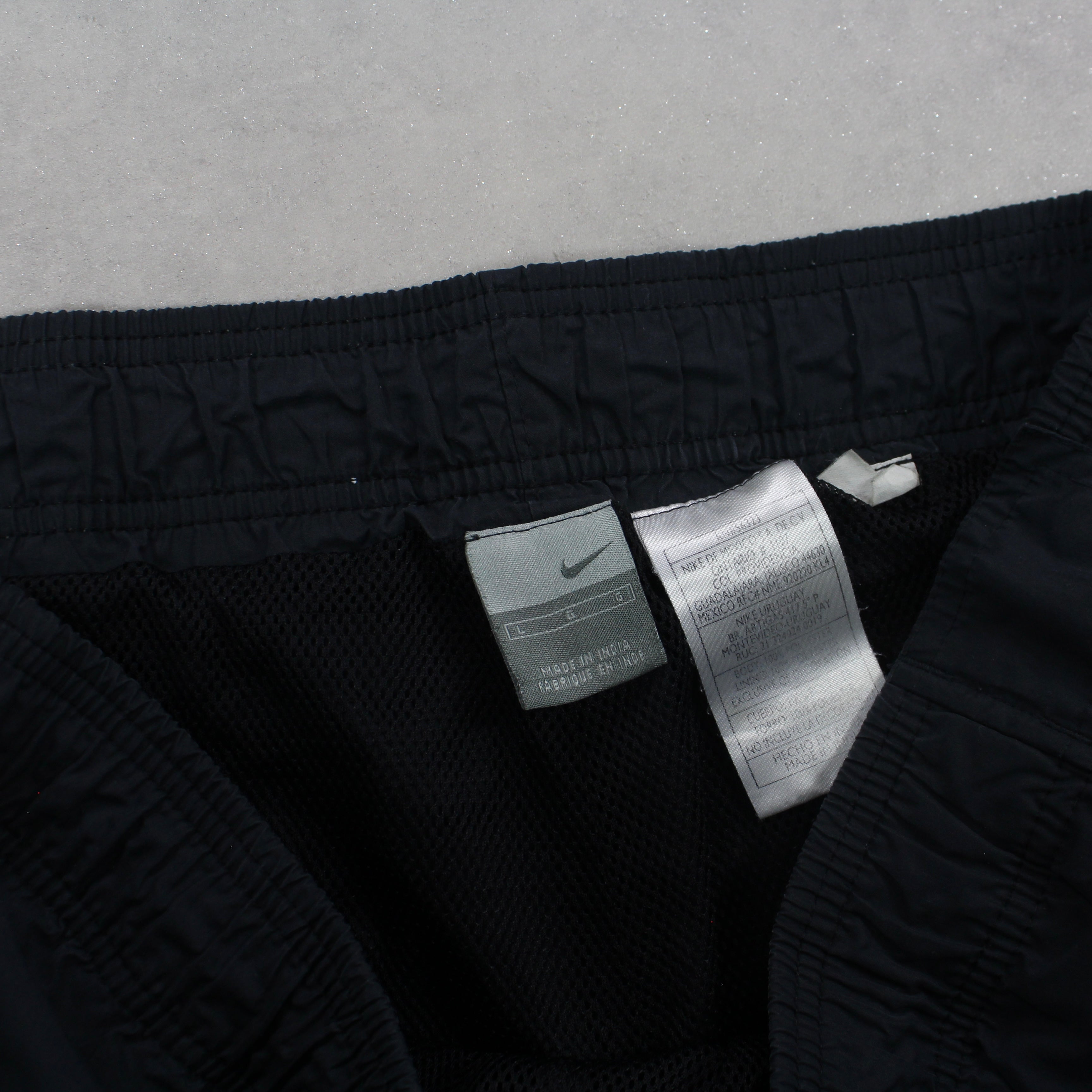 RARE 2000s Baggy Trackpants Grey-Kikonat