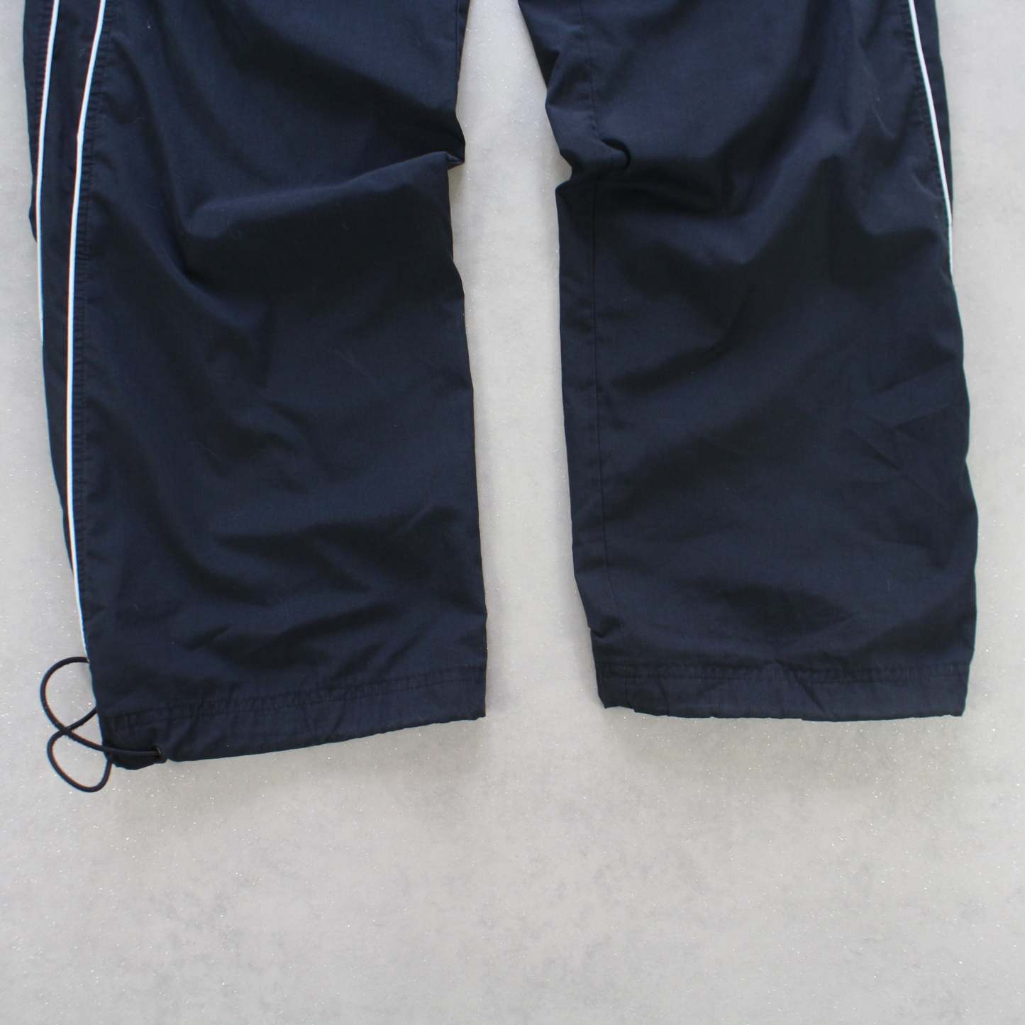 RARE 2000s Trackpants Black-Kikonat