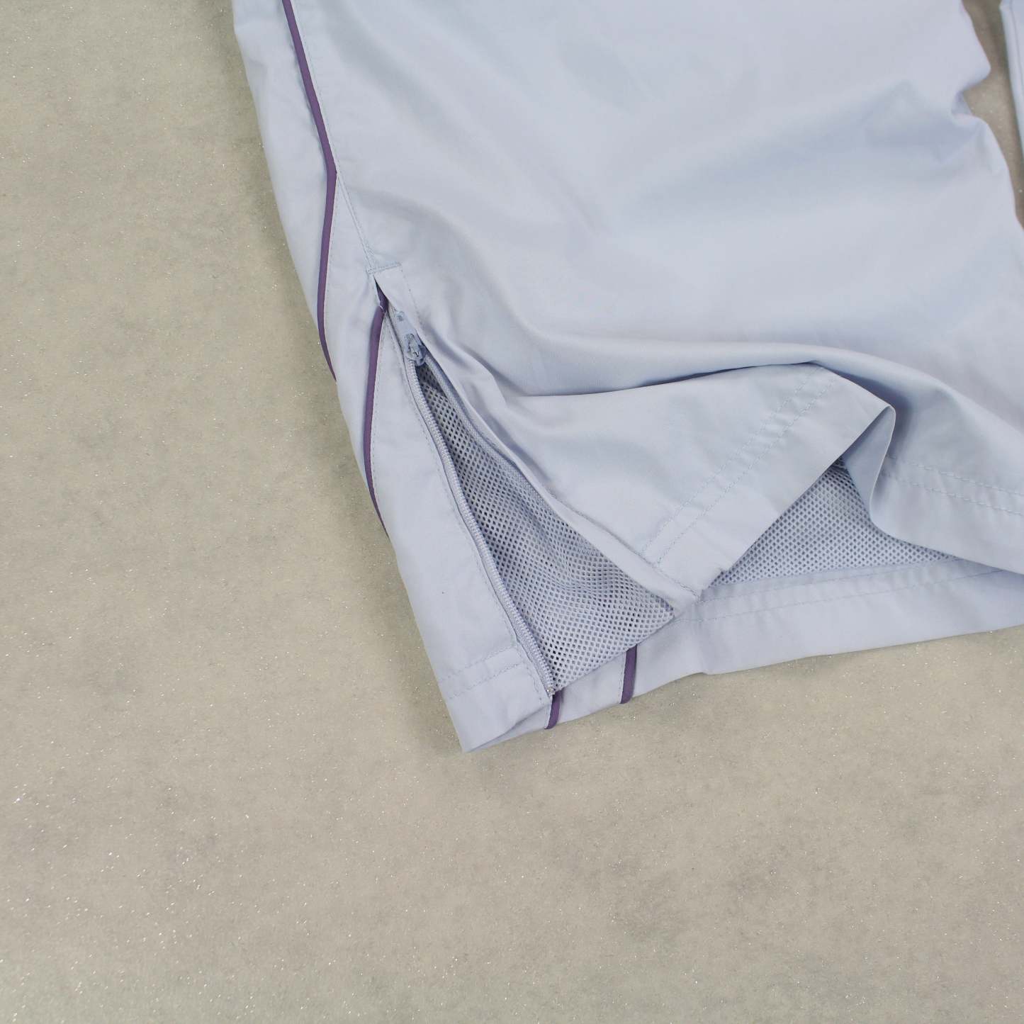 RARE 2000s Trackpants Purple-Kikonat