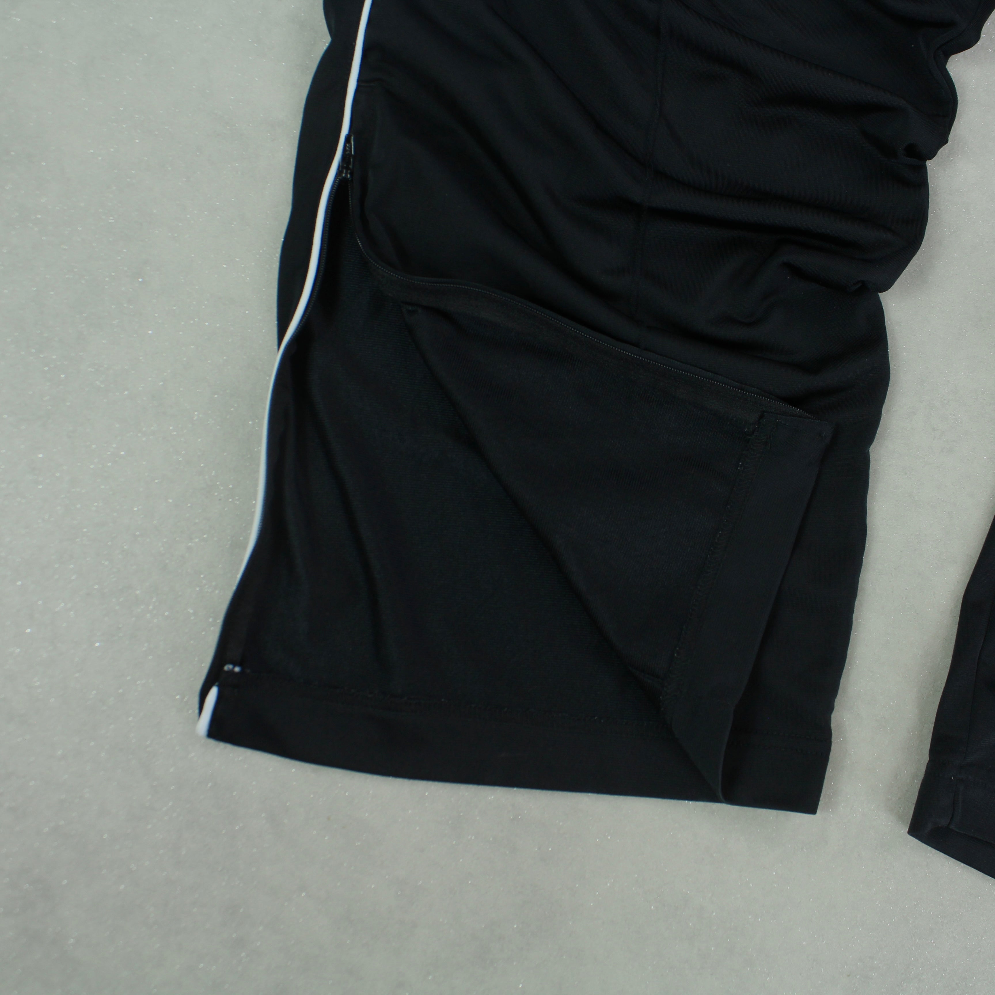 RARE 2000s Baggy Trackpants Black-Kikonat