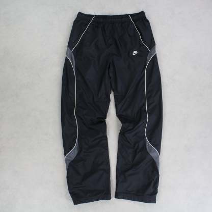 RARE 2000s Trackpants Black-Kikonat