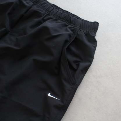 RARE 2000s Trackpants Black-Kikonat
