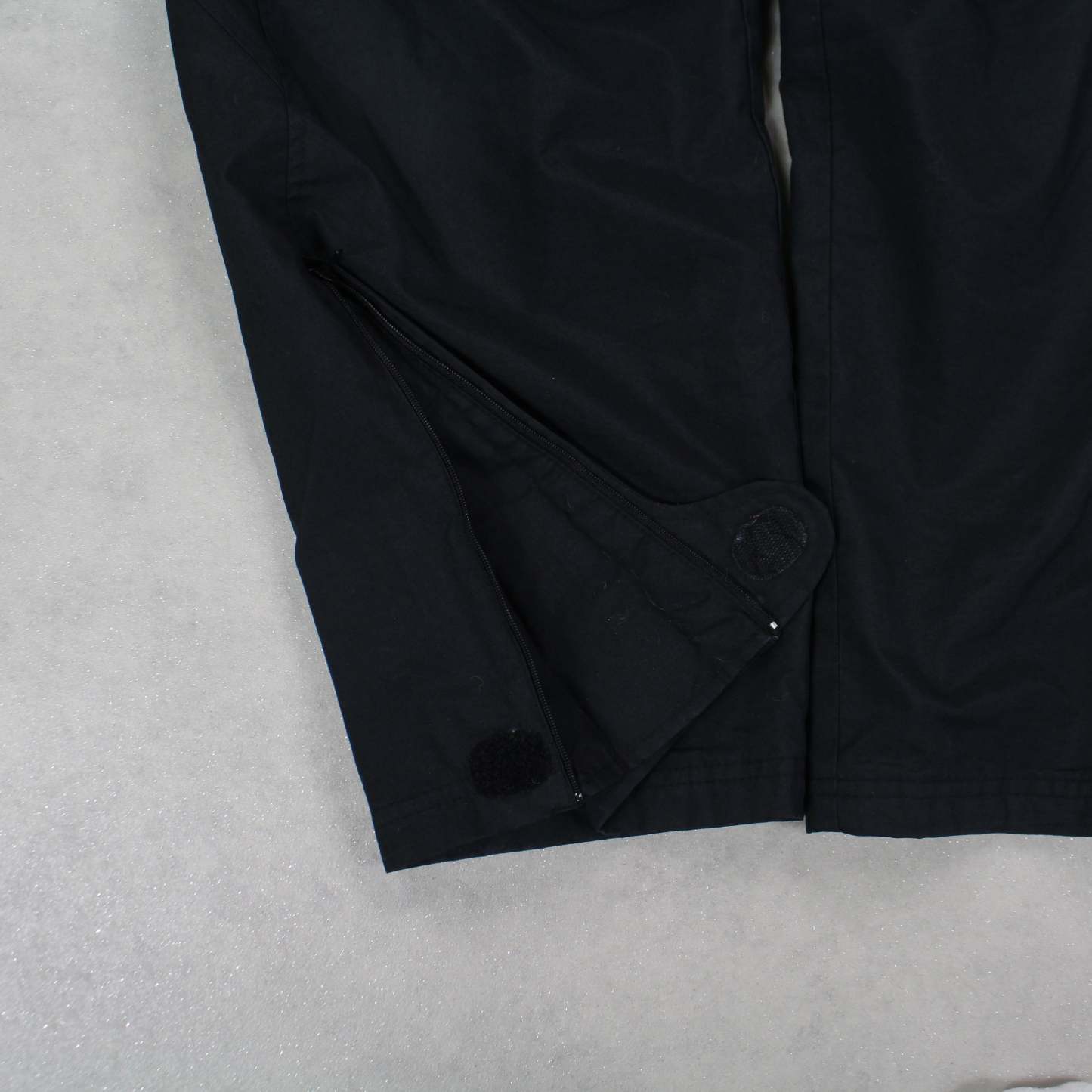 RARE 2000s Baggy Trackpants Black-Kikonat