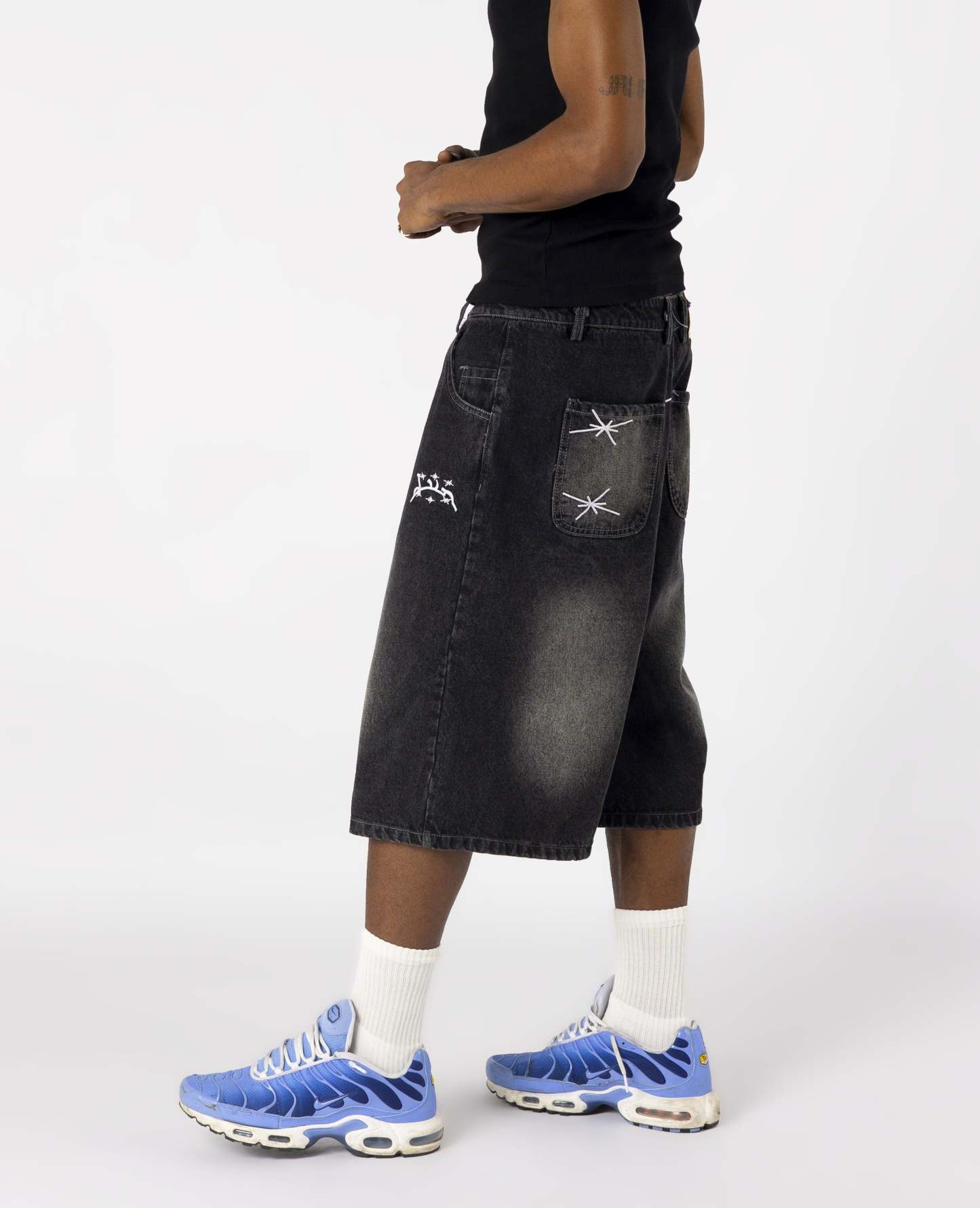 WASHED BLACK DENIM JORT-Kikonat