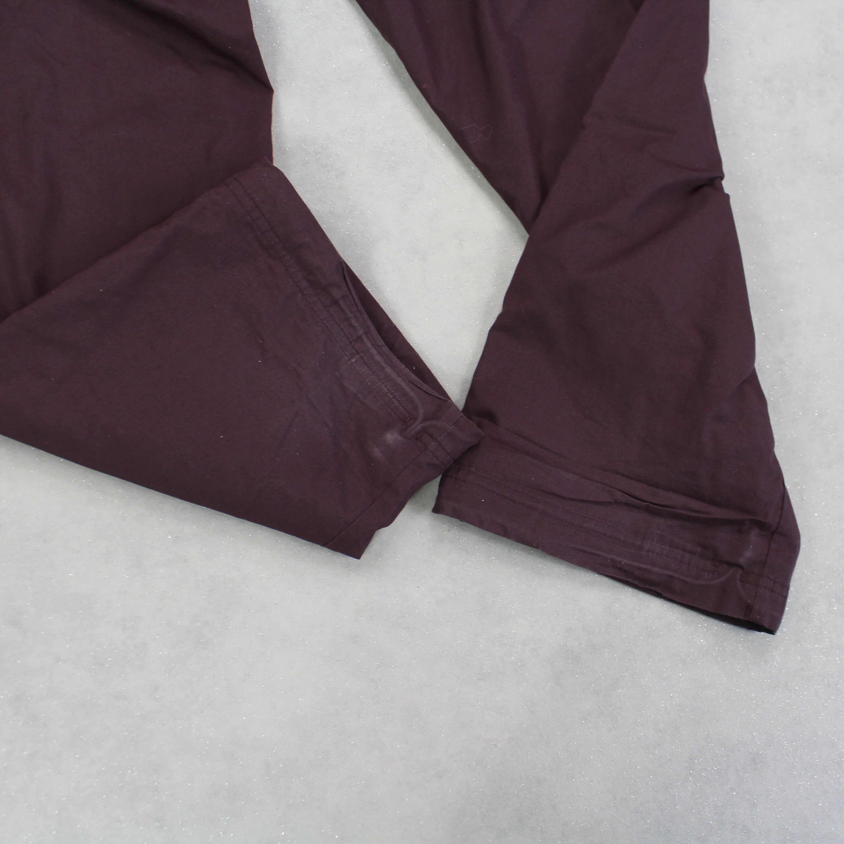 RARE 2000s Trackpants Burgundy-Kikonat
