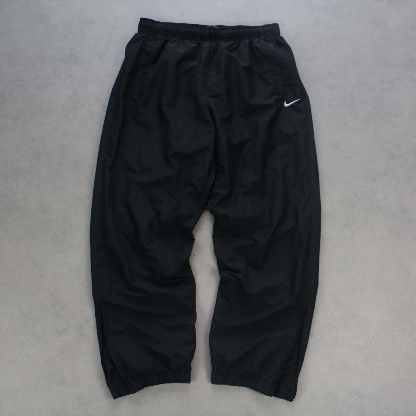 RARE 2000s BaggyTrackpants Black-Kikonat