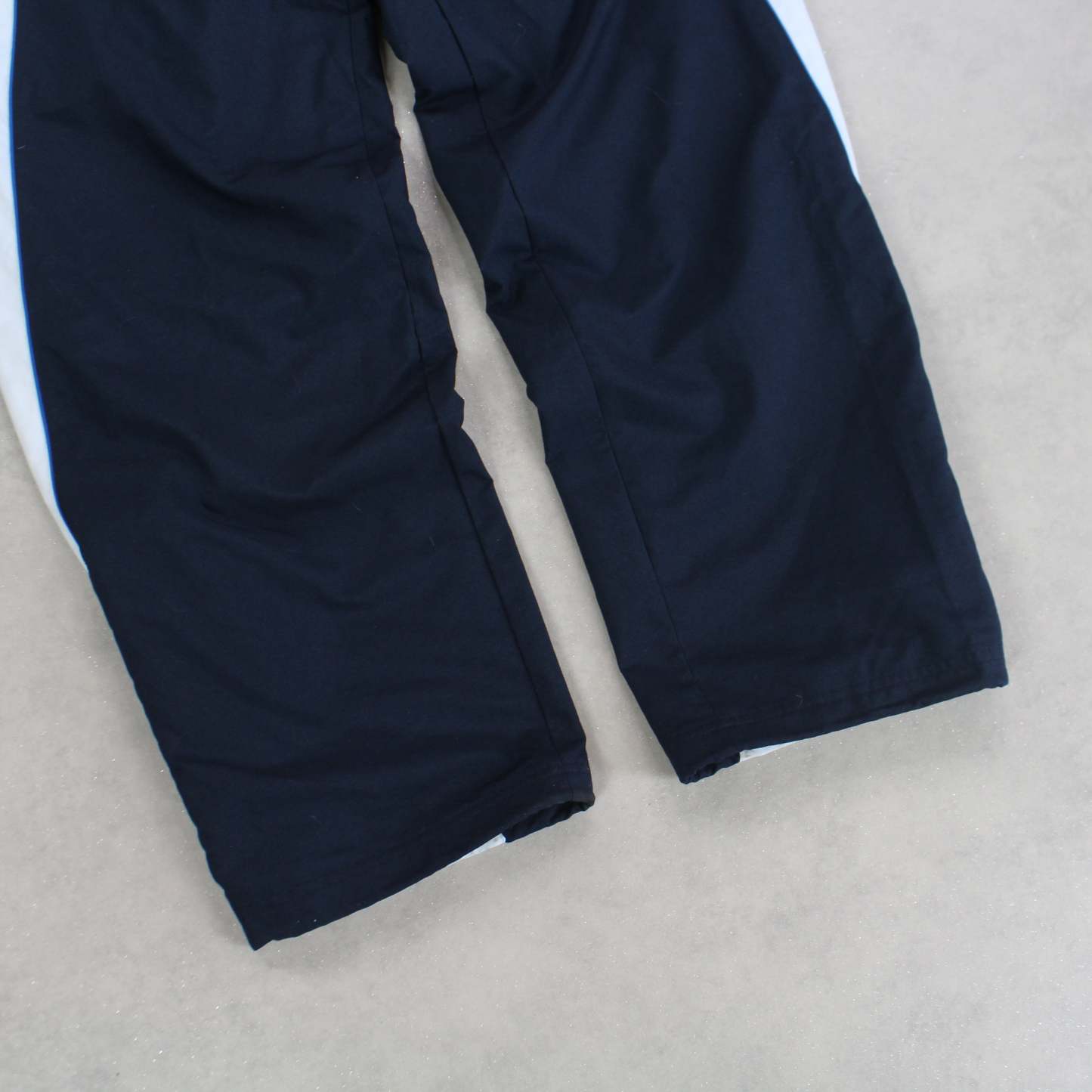 RARE 2000s Baggy Trackpants Navy-Kikonat