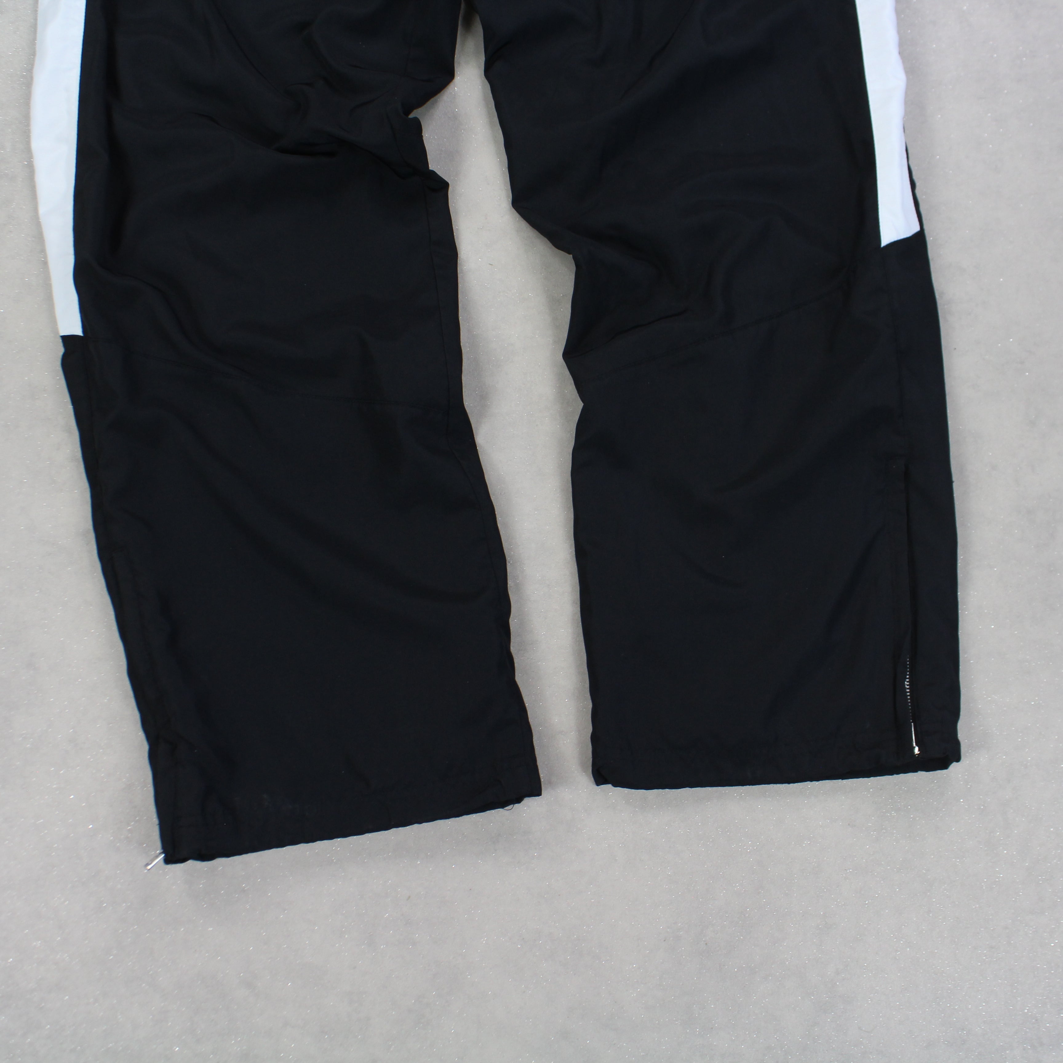 RARE 00s Baggy Trackpants Black-Kikonat