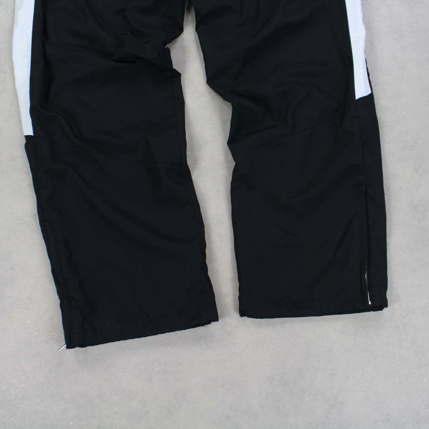 RARE 00s Baggy Trackpants Black-Kikonat