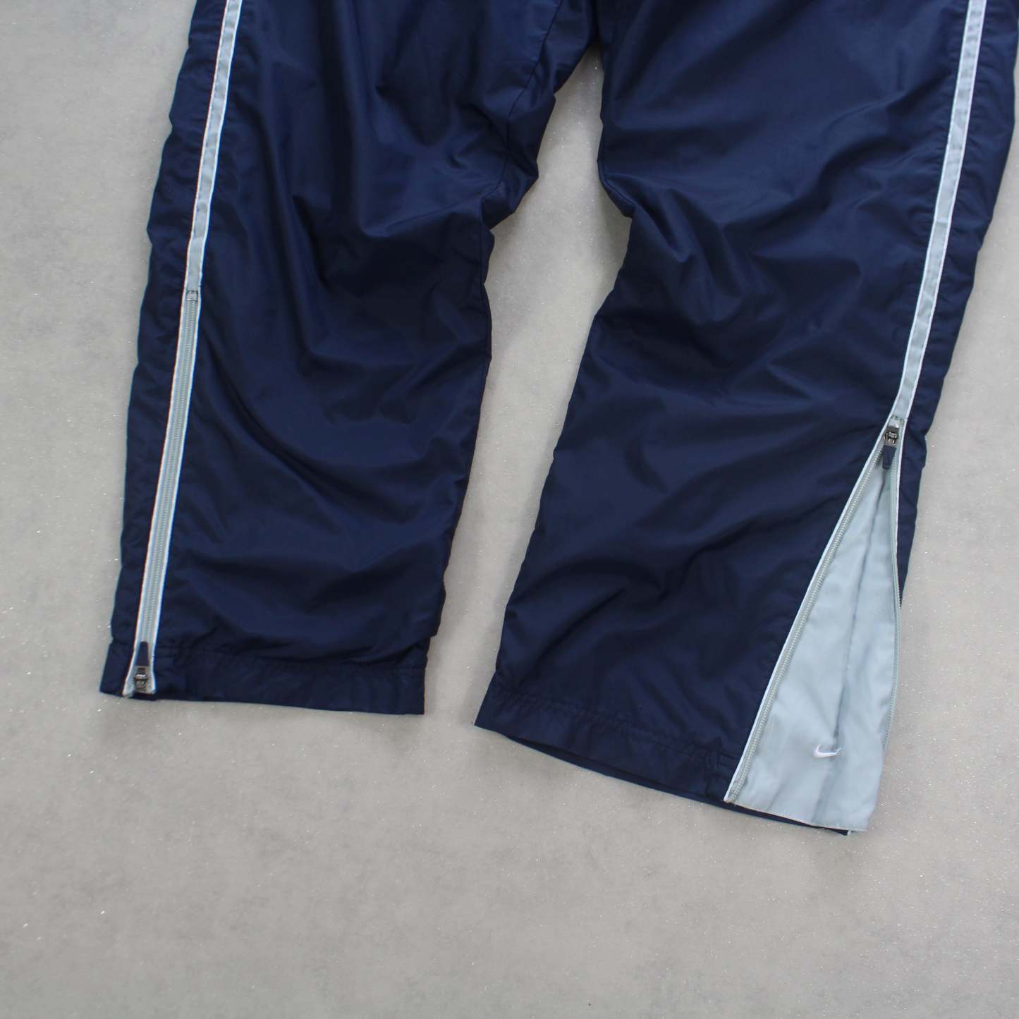 RARE 1990s Baggy Trackpants Navy-Kikonat