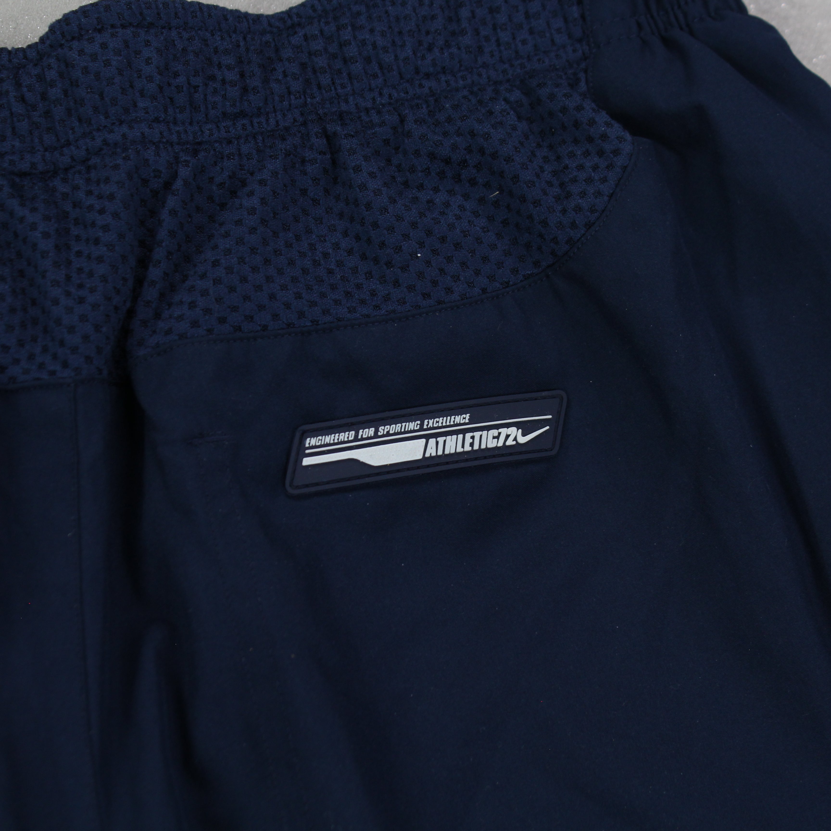 RARE 2000s 72 Trackpants Navy-Kikonat