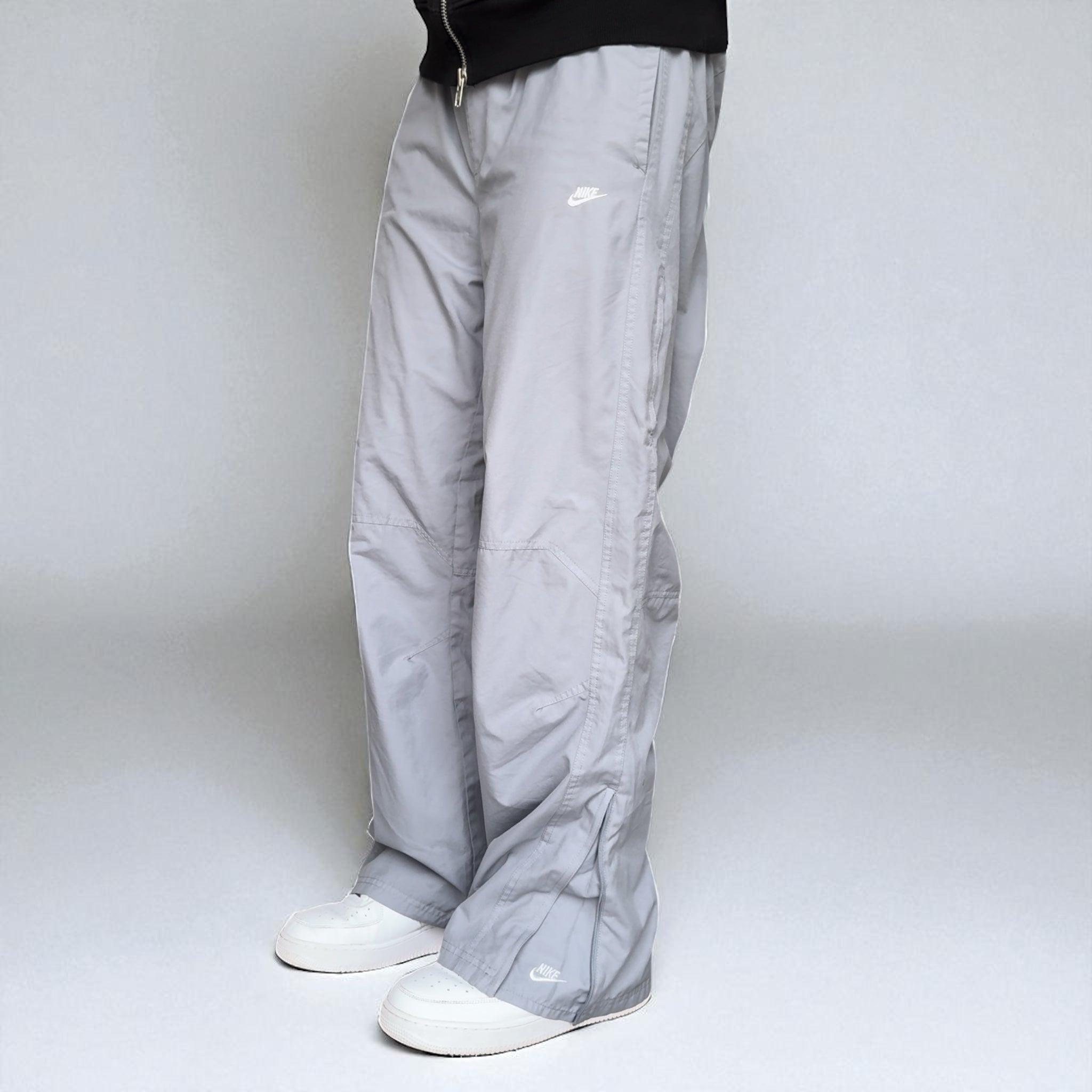 SUPER RARE 00s Trackpants Grey-Kikonat