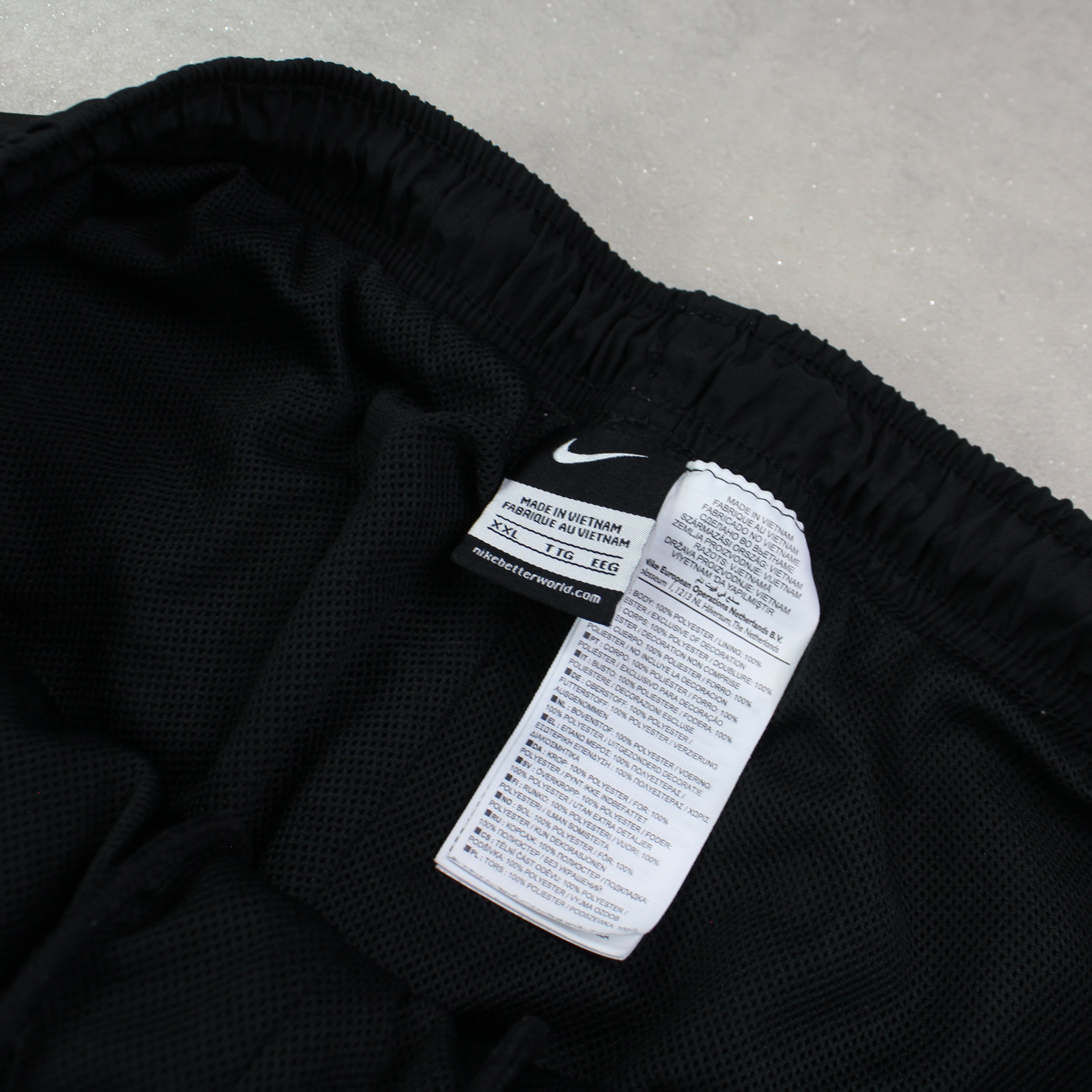RARE 00s Baggy Trackpants Black-Kikonat