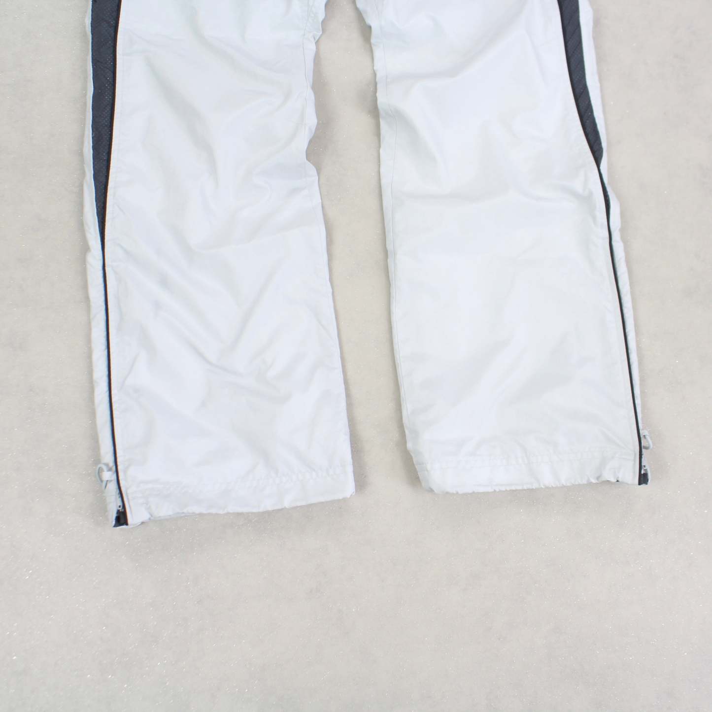SUPER RARE 00s Trackpants Grey-Kikonat