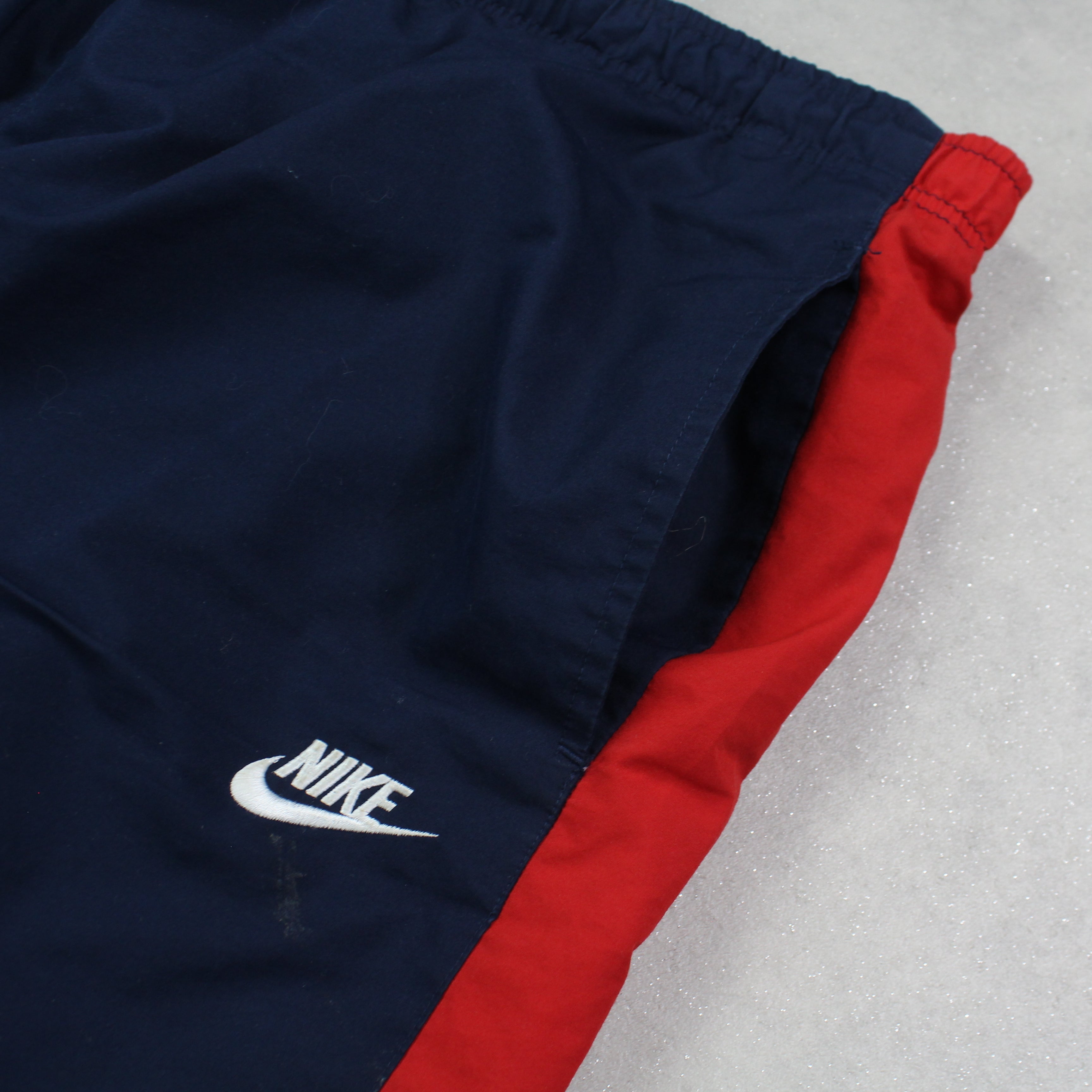 RARE 2000s Baggy Trackpants Navy-Kikonat