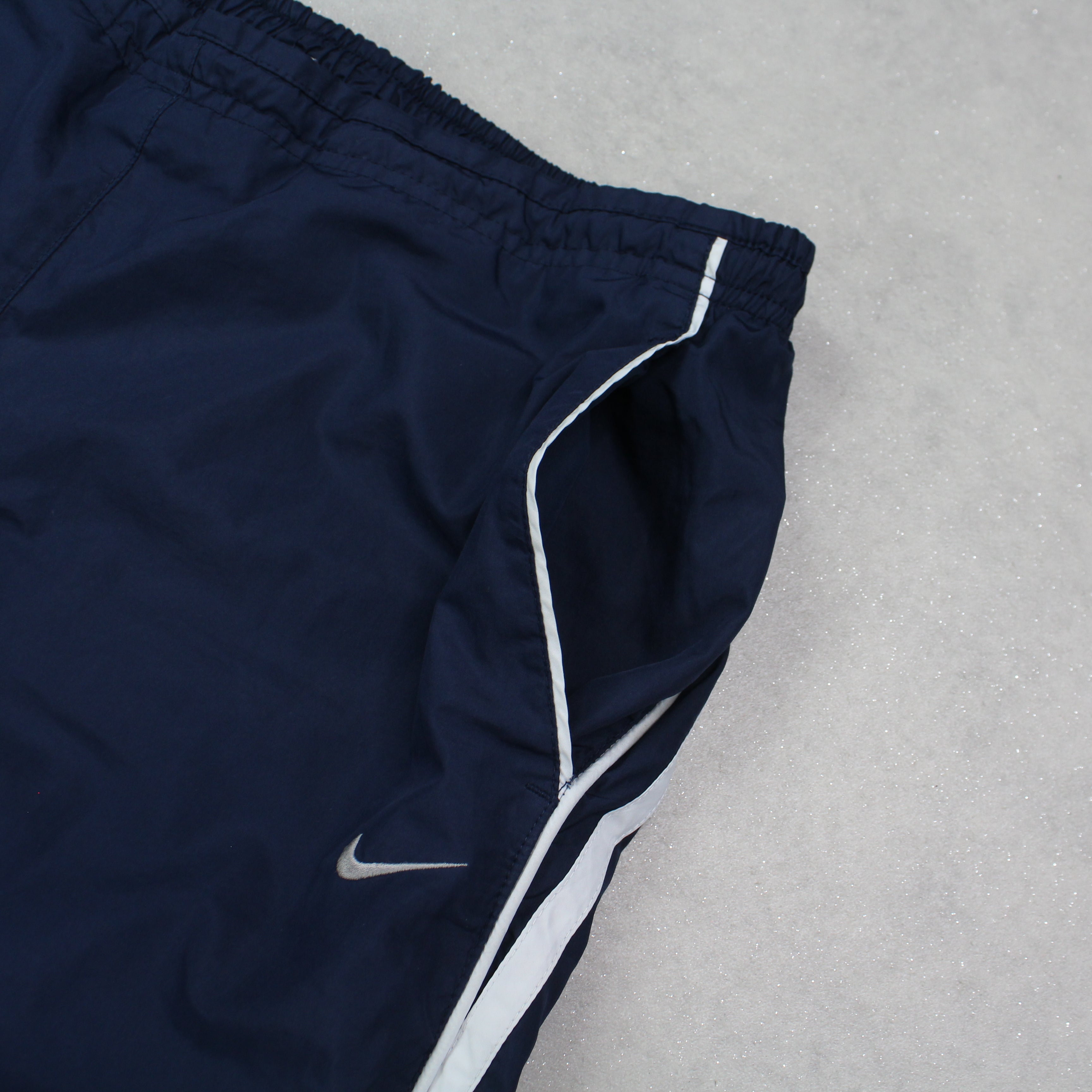 RARE 00s Trackpants Navy-Kikonat