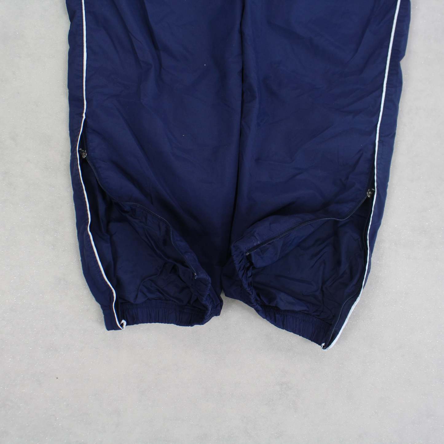 RARE 00s Trackpants Navy-Kikonat