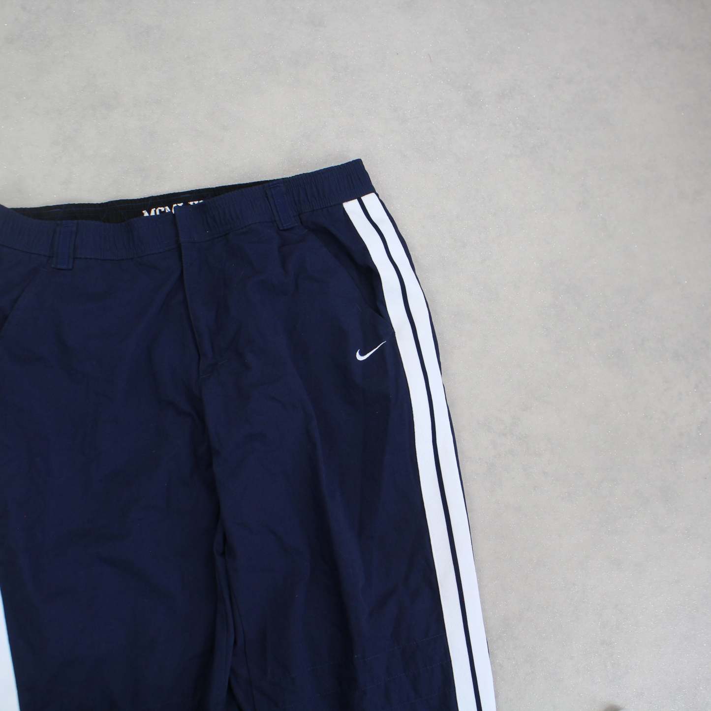 RARE 2000s Trackpants Navy-Kikonat