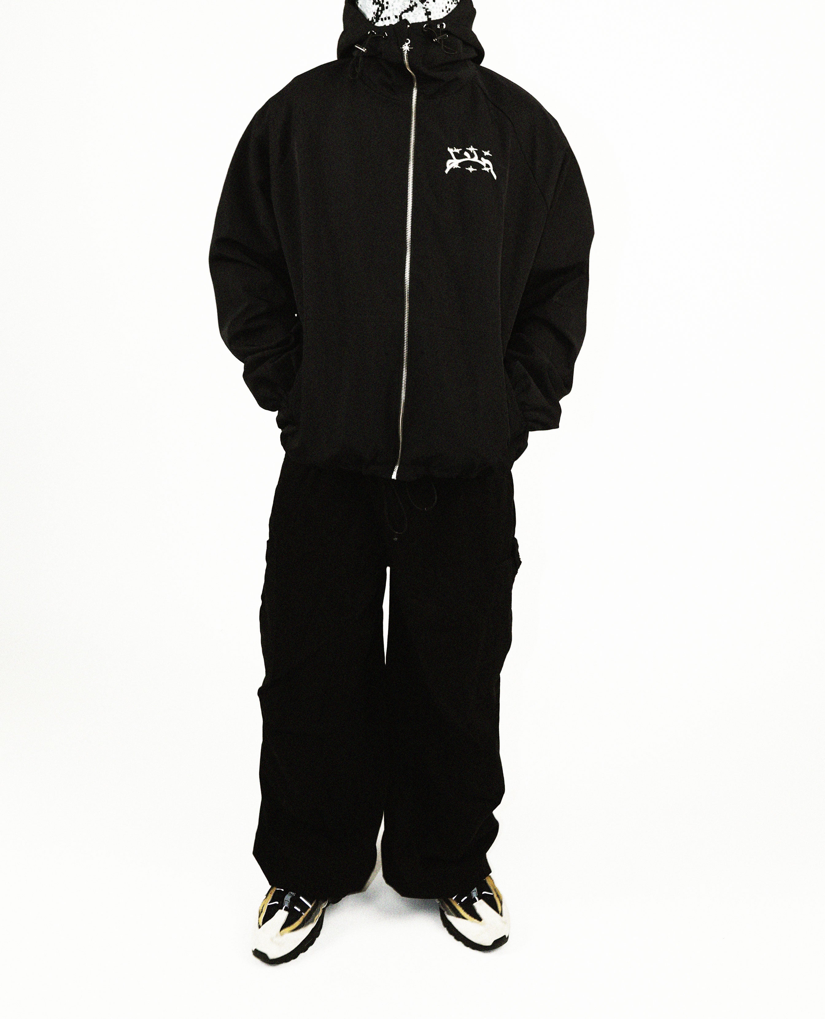 BLACK WINDBREAKER JACKET-Kikonat