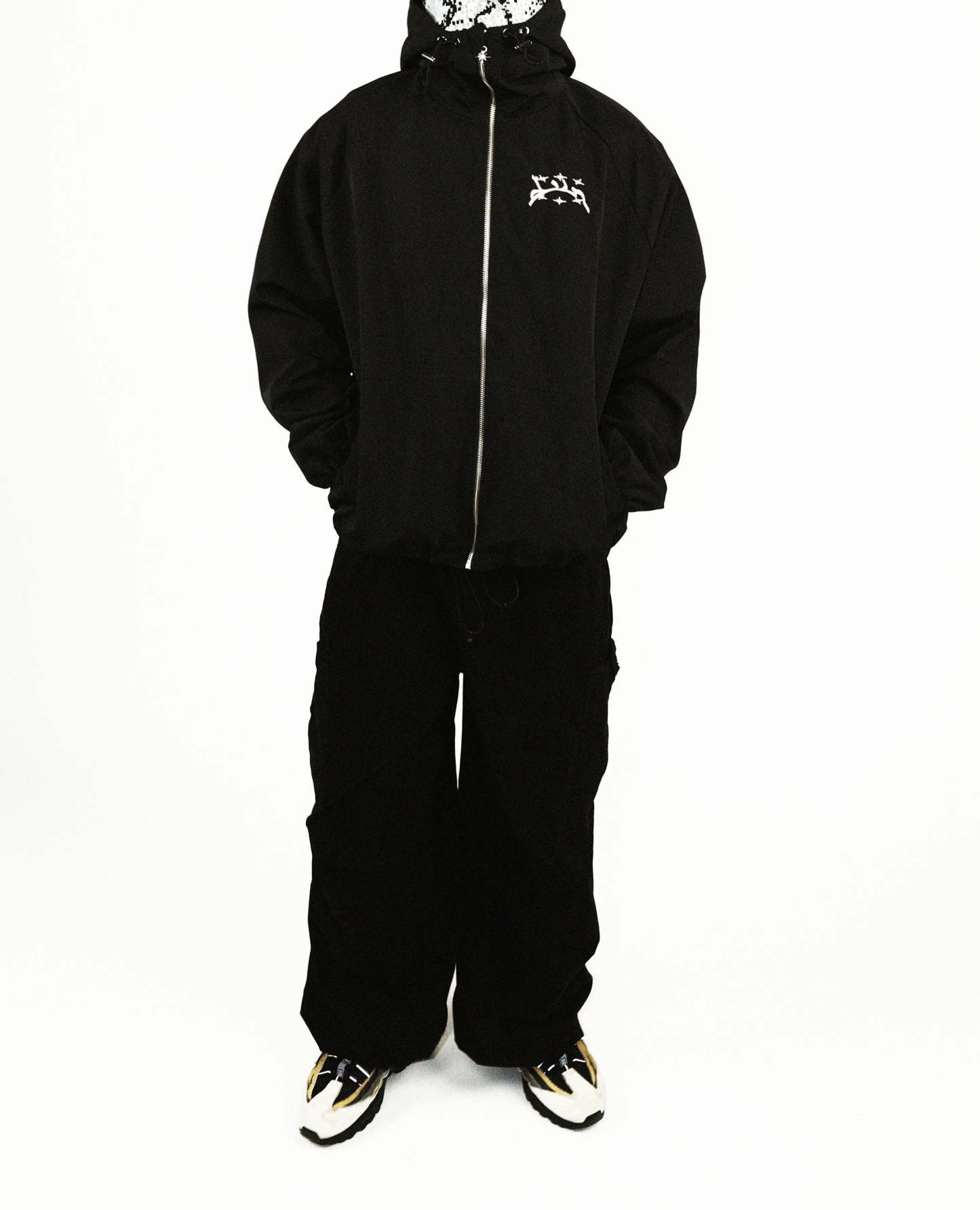 BLACK WINDBREAKER JACKET-Kikonat