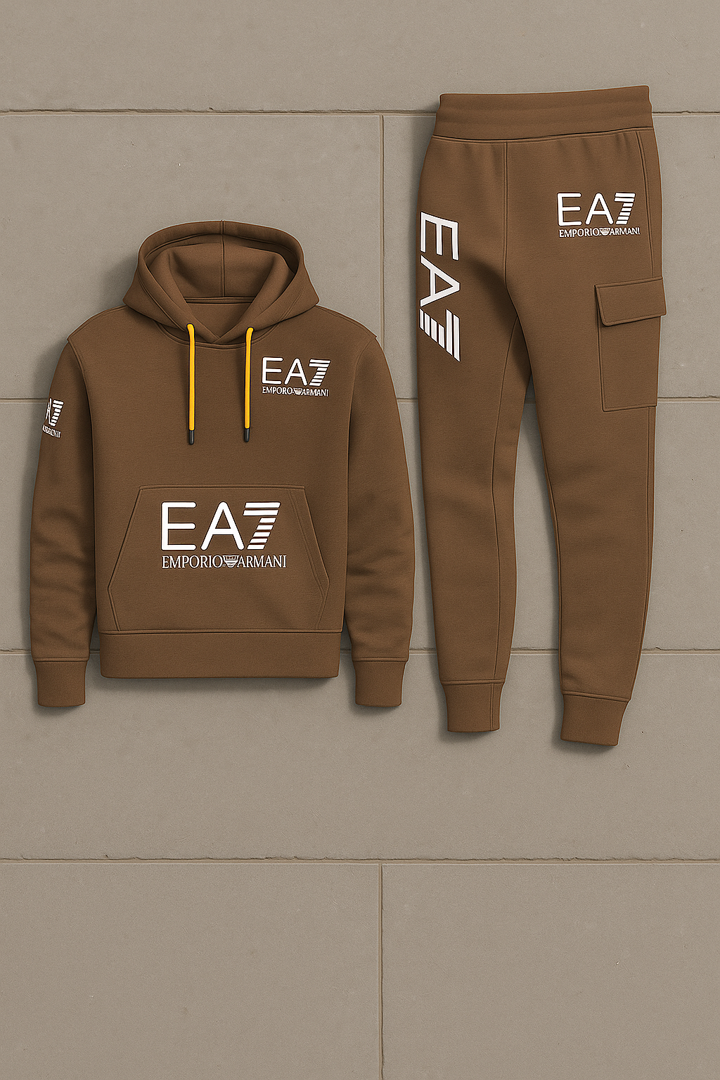 EA7™ Complete Set - Sweatshirt &amp; Pants-Kikonat