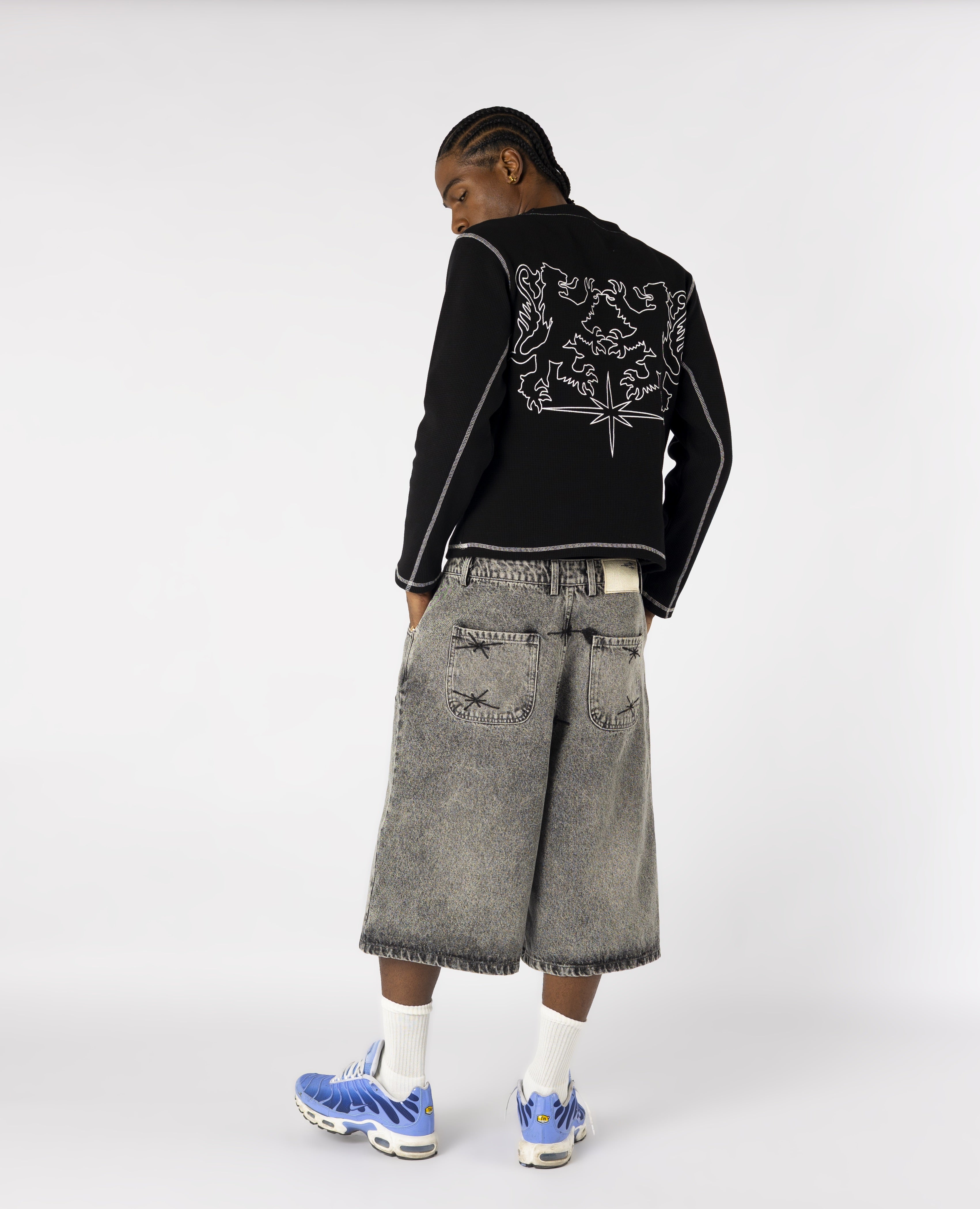 BLACK BEAST WAFFLE-Kikonat