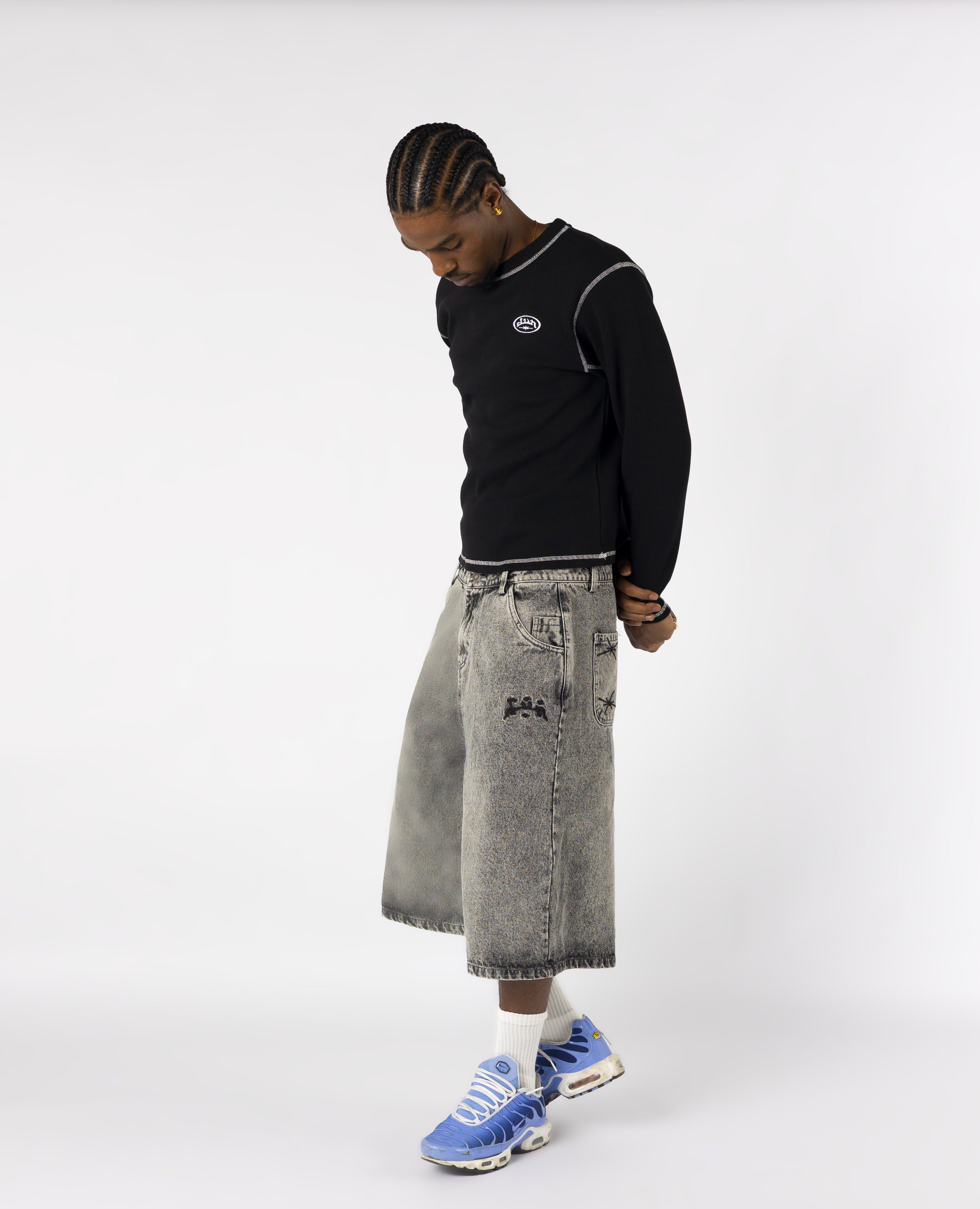 BLACK BEAST WAFFLE-Kikonat