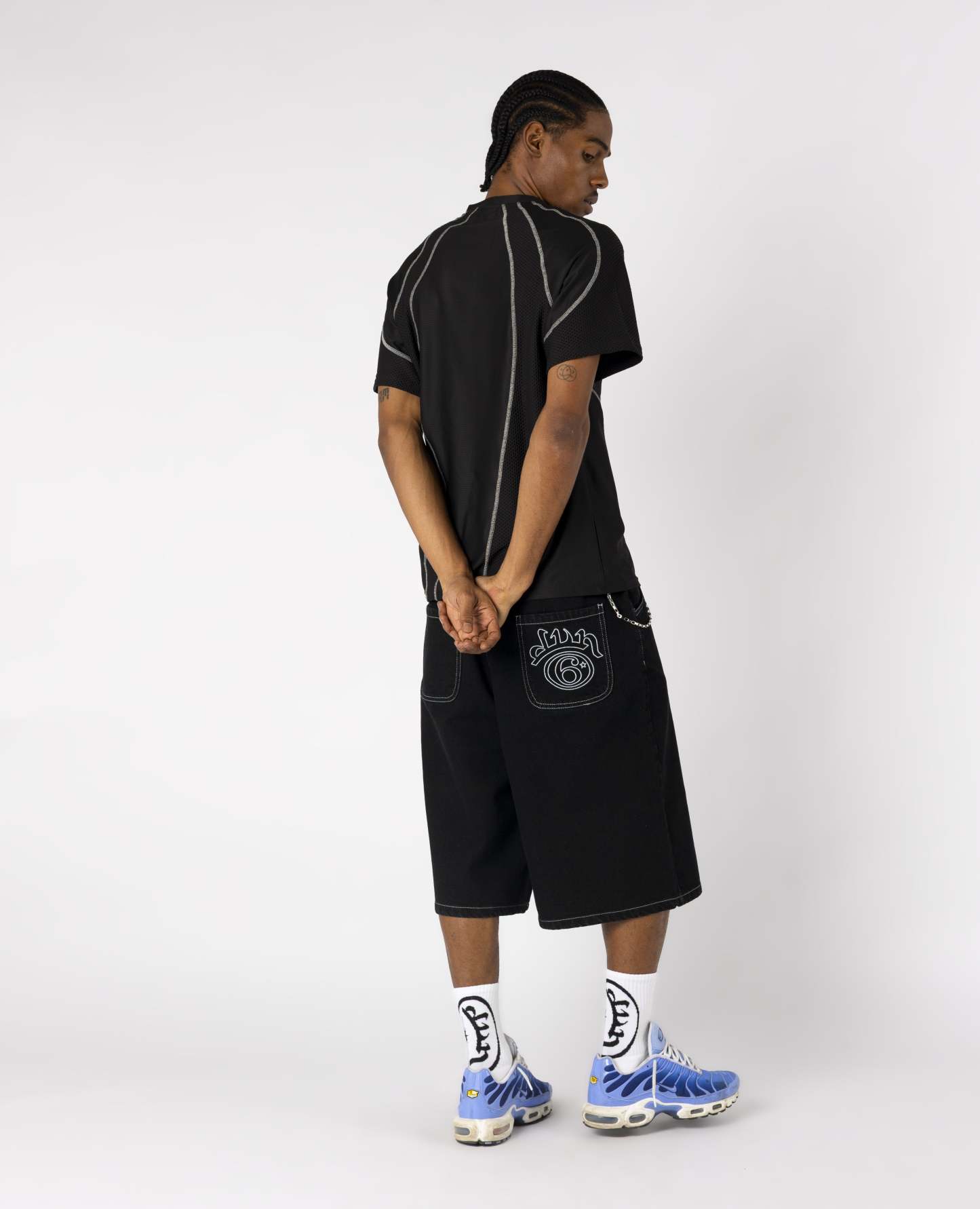 BLACK TECH LINES T-SHIRT-Kikonat