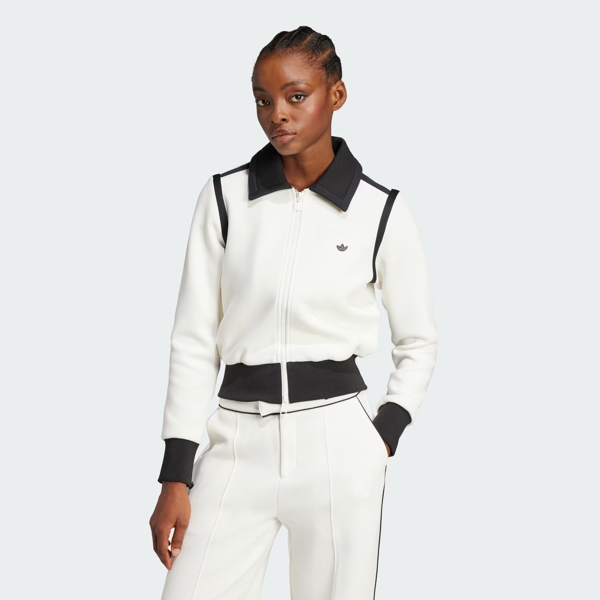 Collared Track-Kikonat