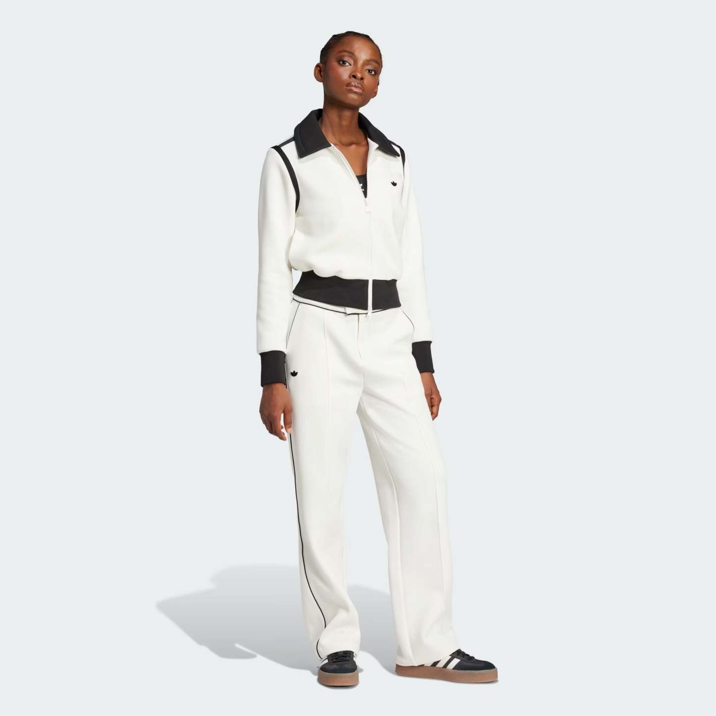 Collared Track-Kikonat