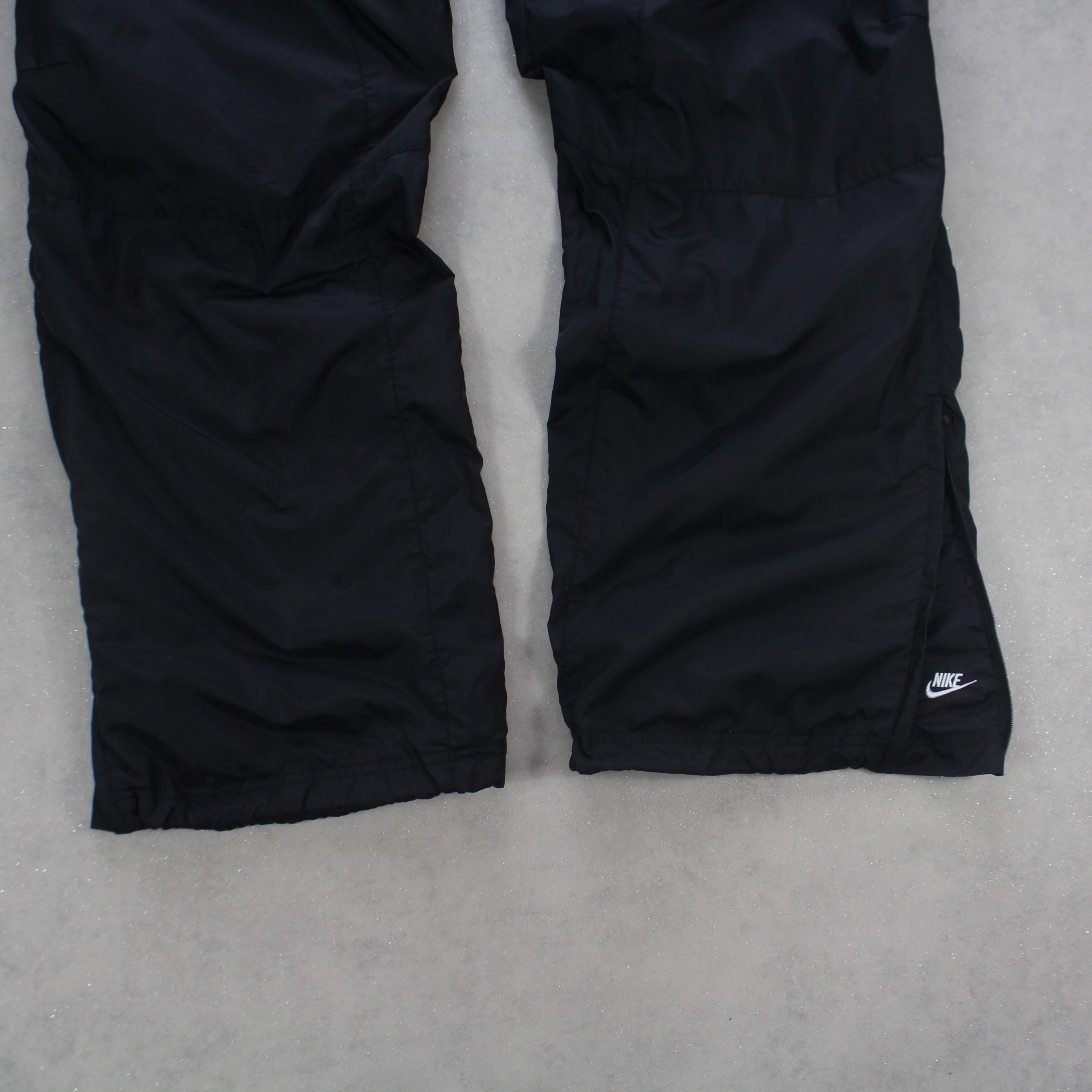 RARE 2000s Baggy Trackpants Black-Kikonat