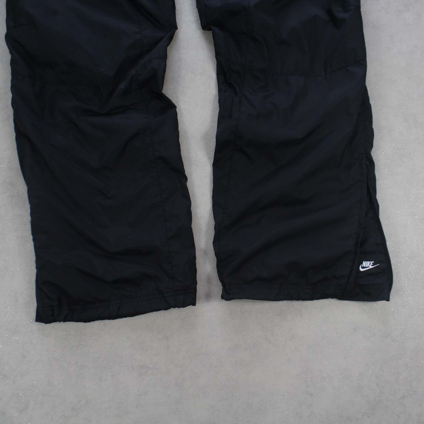 RARE 2000s Baggy Trackpants Black-Kikonat