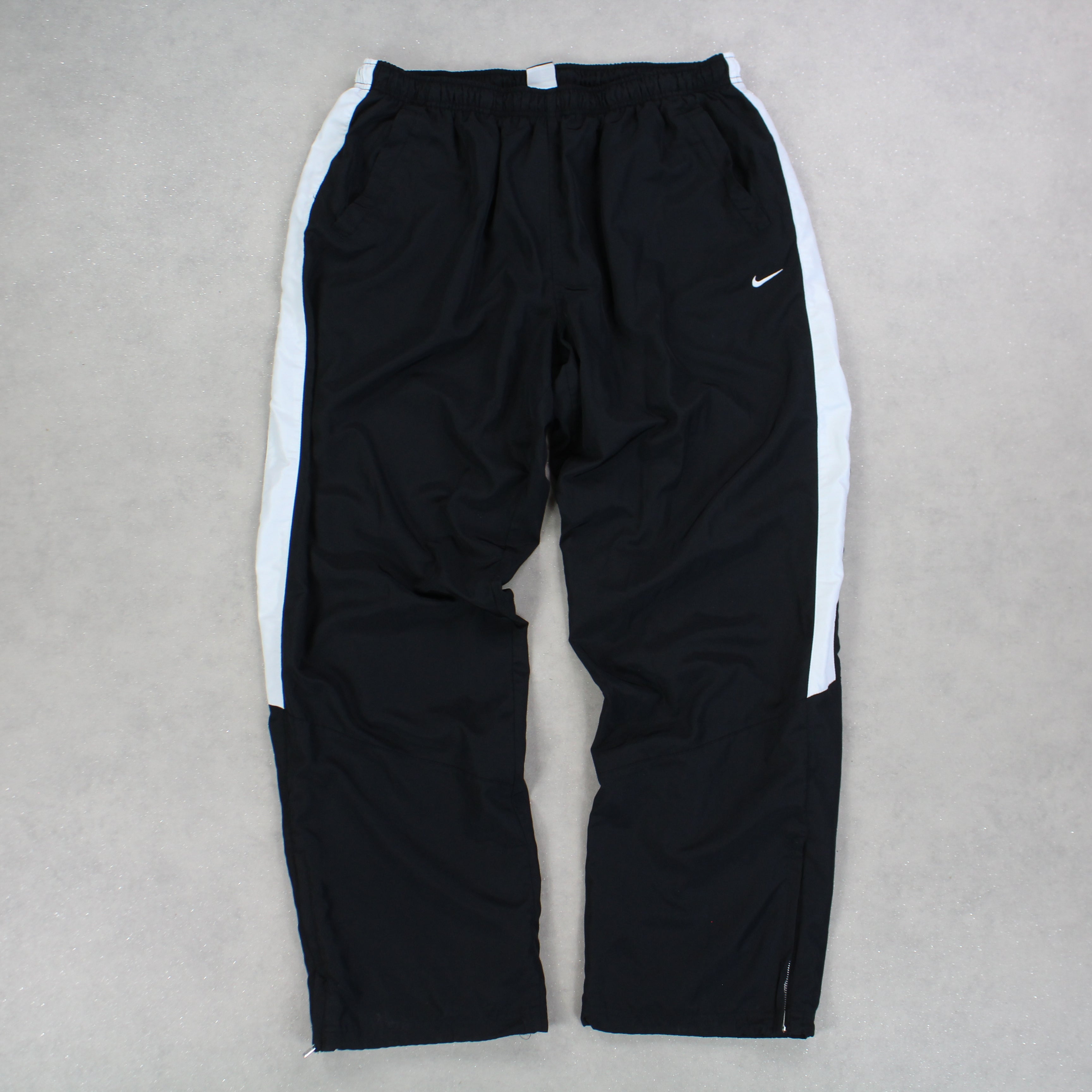 RARE 00s Baggy Trackpants Black-Kikonat