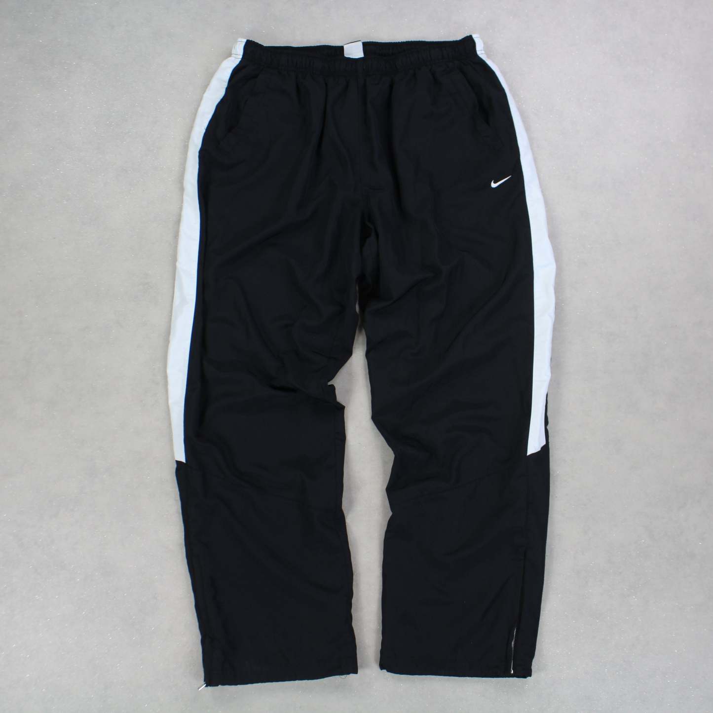 RARE 00s Baggy Trackpants Black-Kikonat