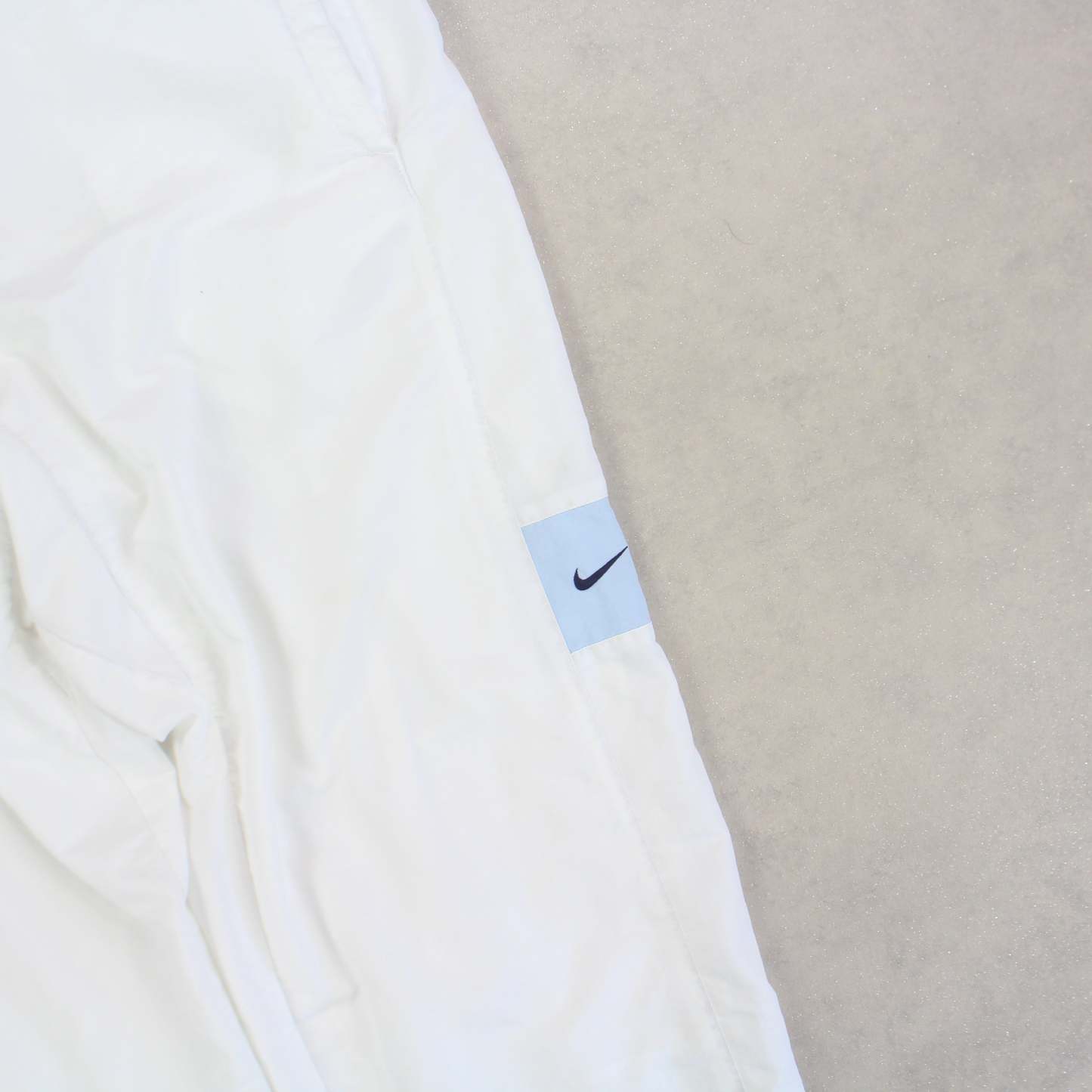 SUPER RARE 00s Trackpants White-Kikonat