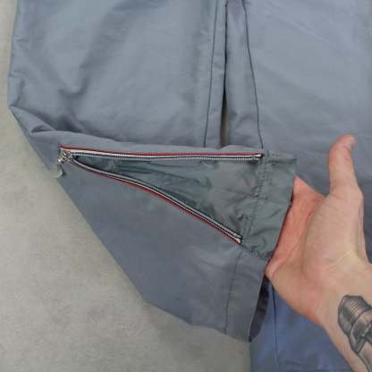 RARE 00s Trackpants Grey-Kikonat